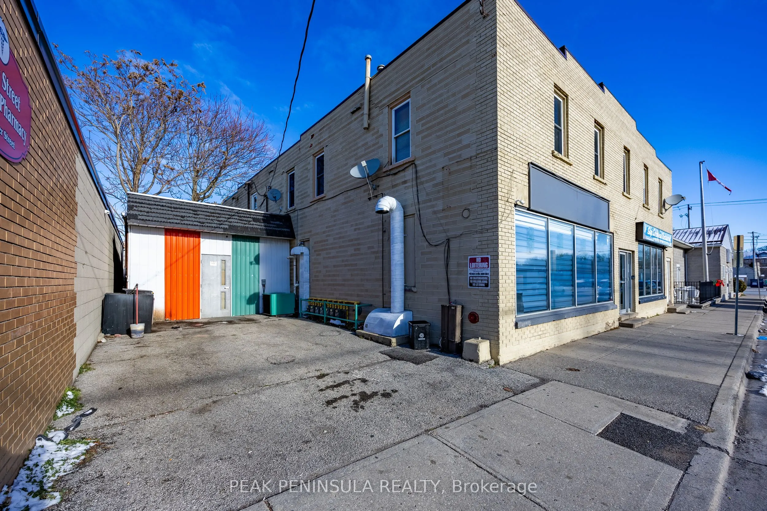 29-33 Water Street
