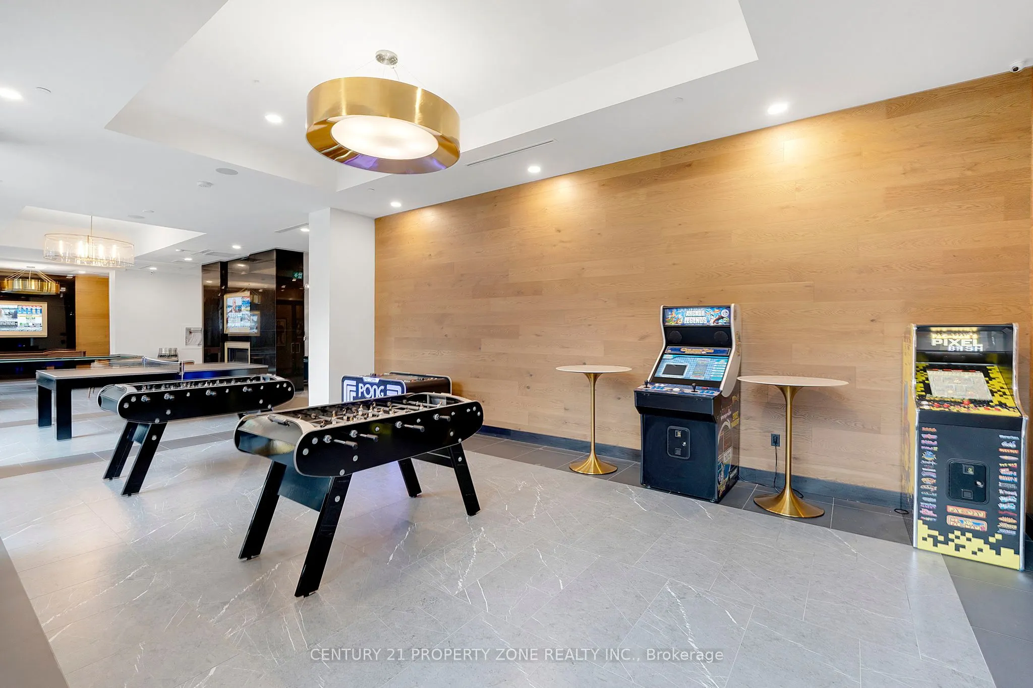 145 Columbia Street W, #2429