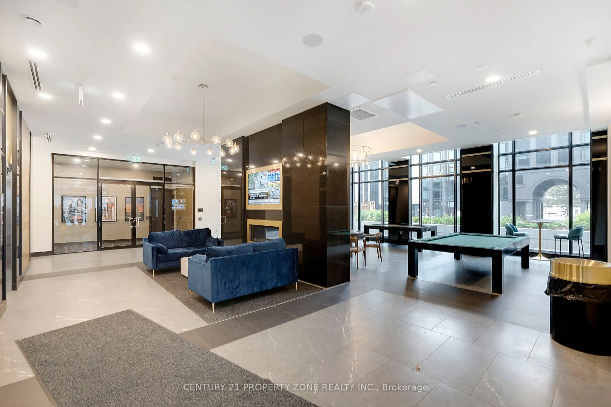 145 Columbia Street W, #2429