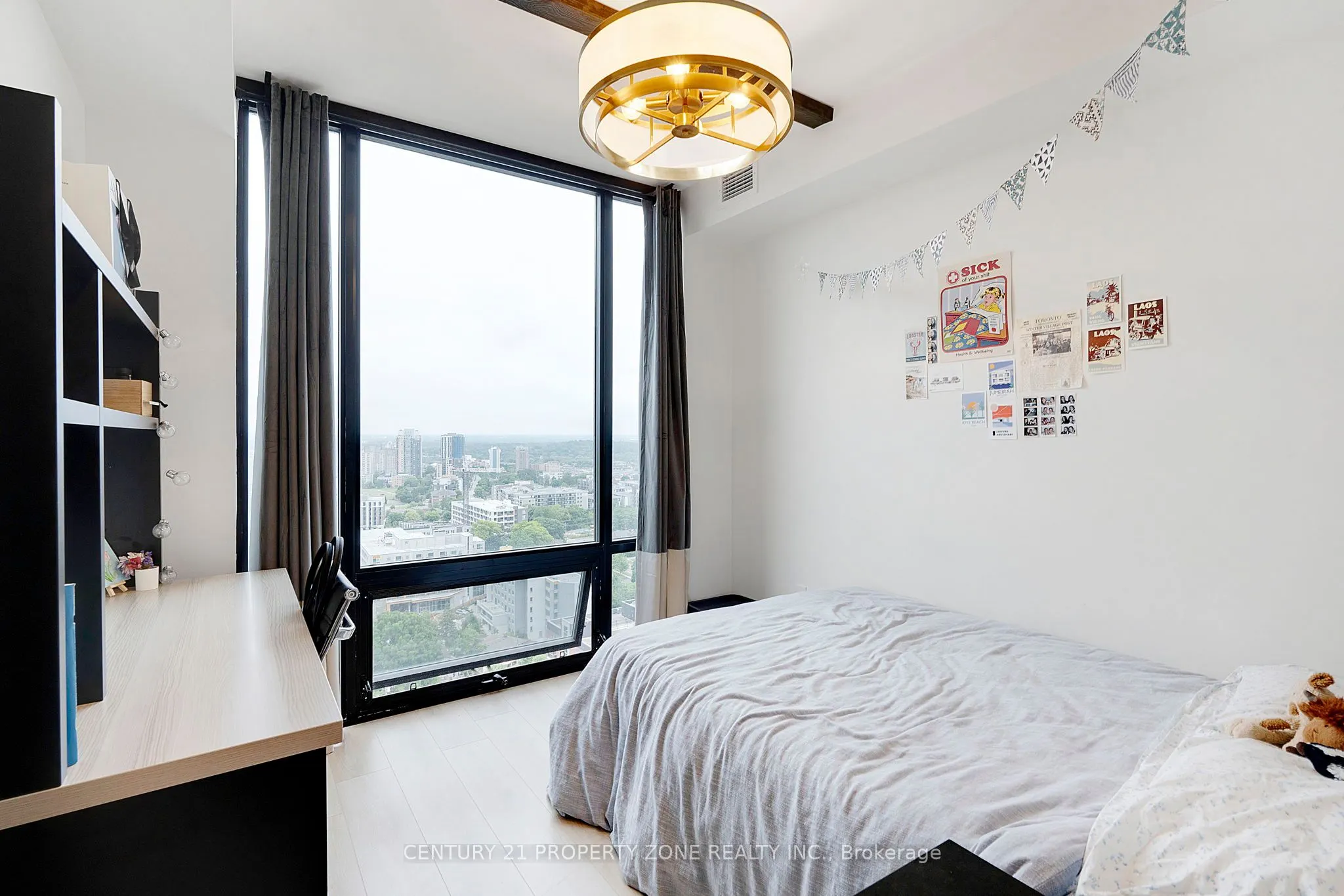 145 Columbia Street W, #2429