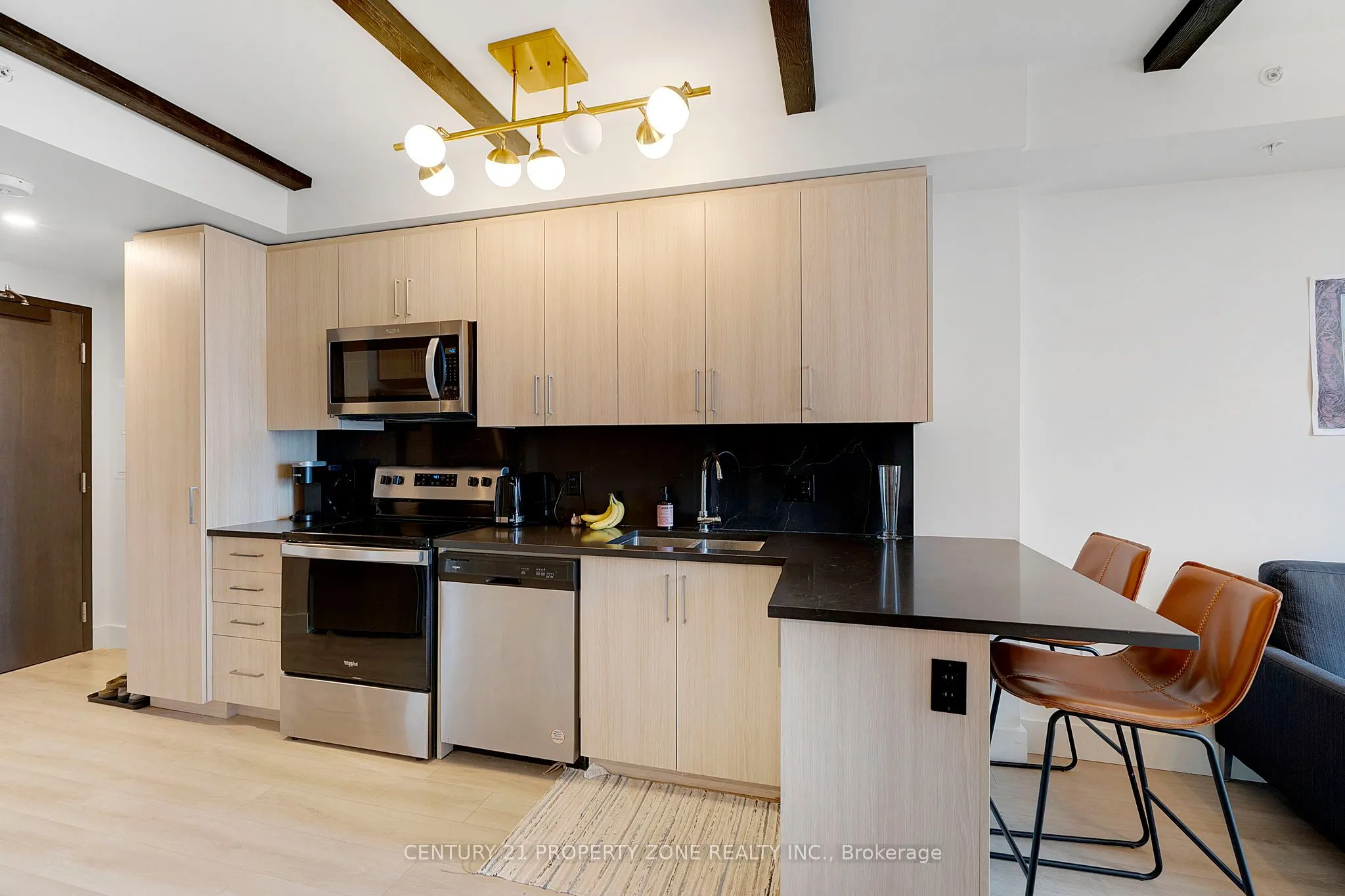 145 Columbia Street W, #2429