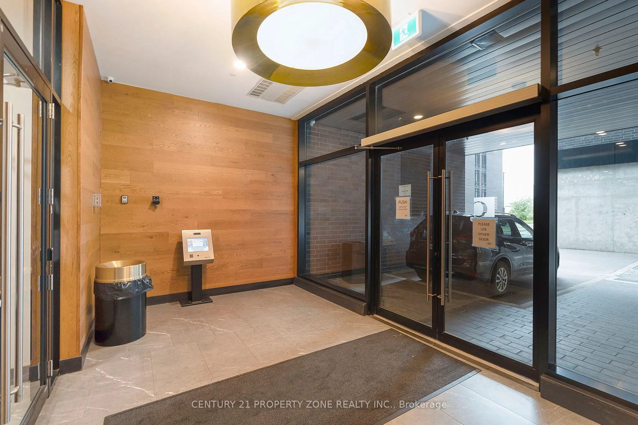 145 Columbia Street W, #2429