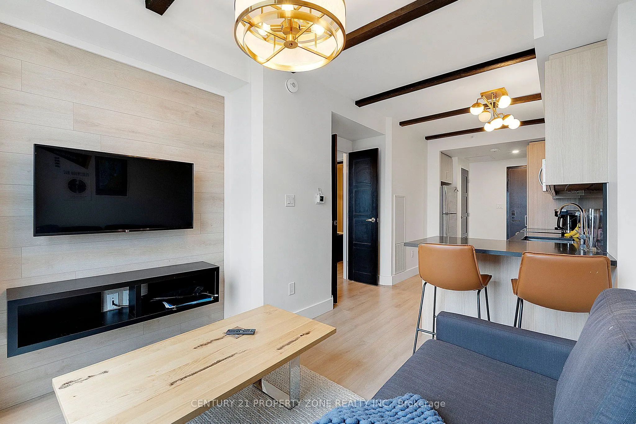 145 Columbia Street W, #2429
