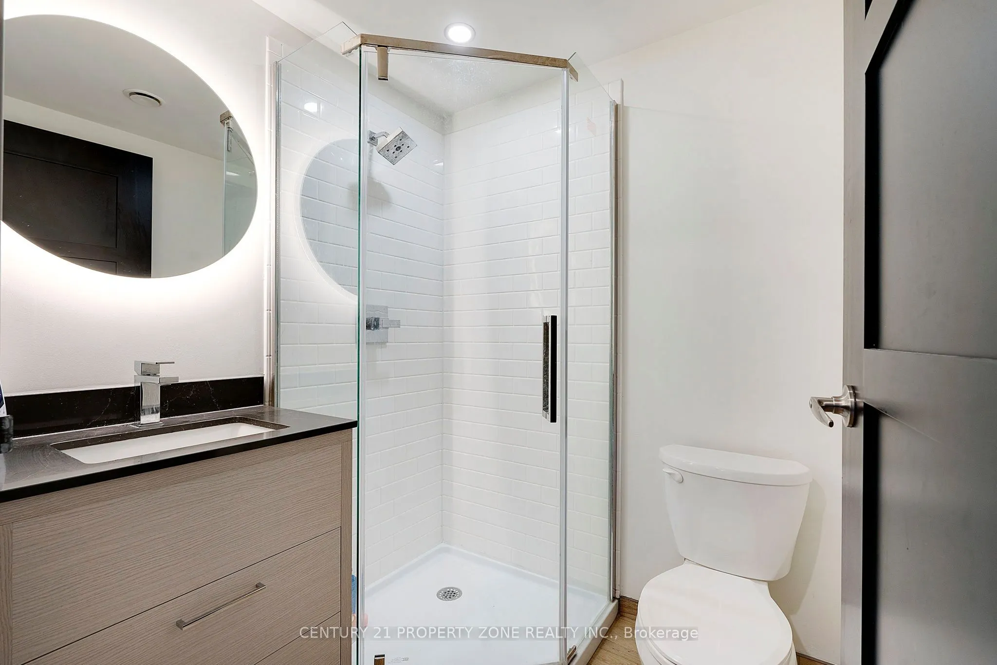 145 Columbia Street W, #2429