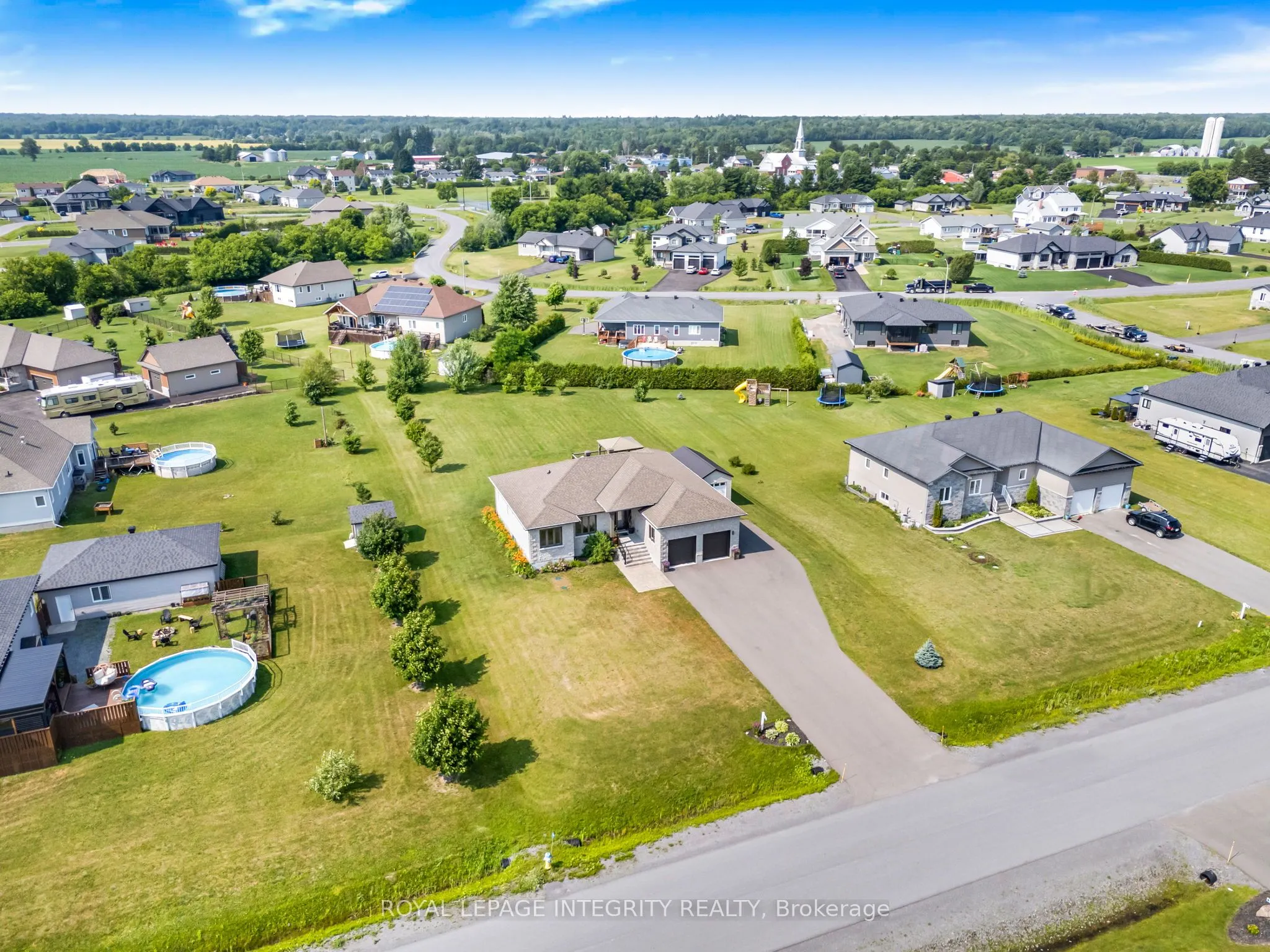 251 Des Violettes Street