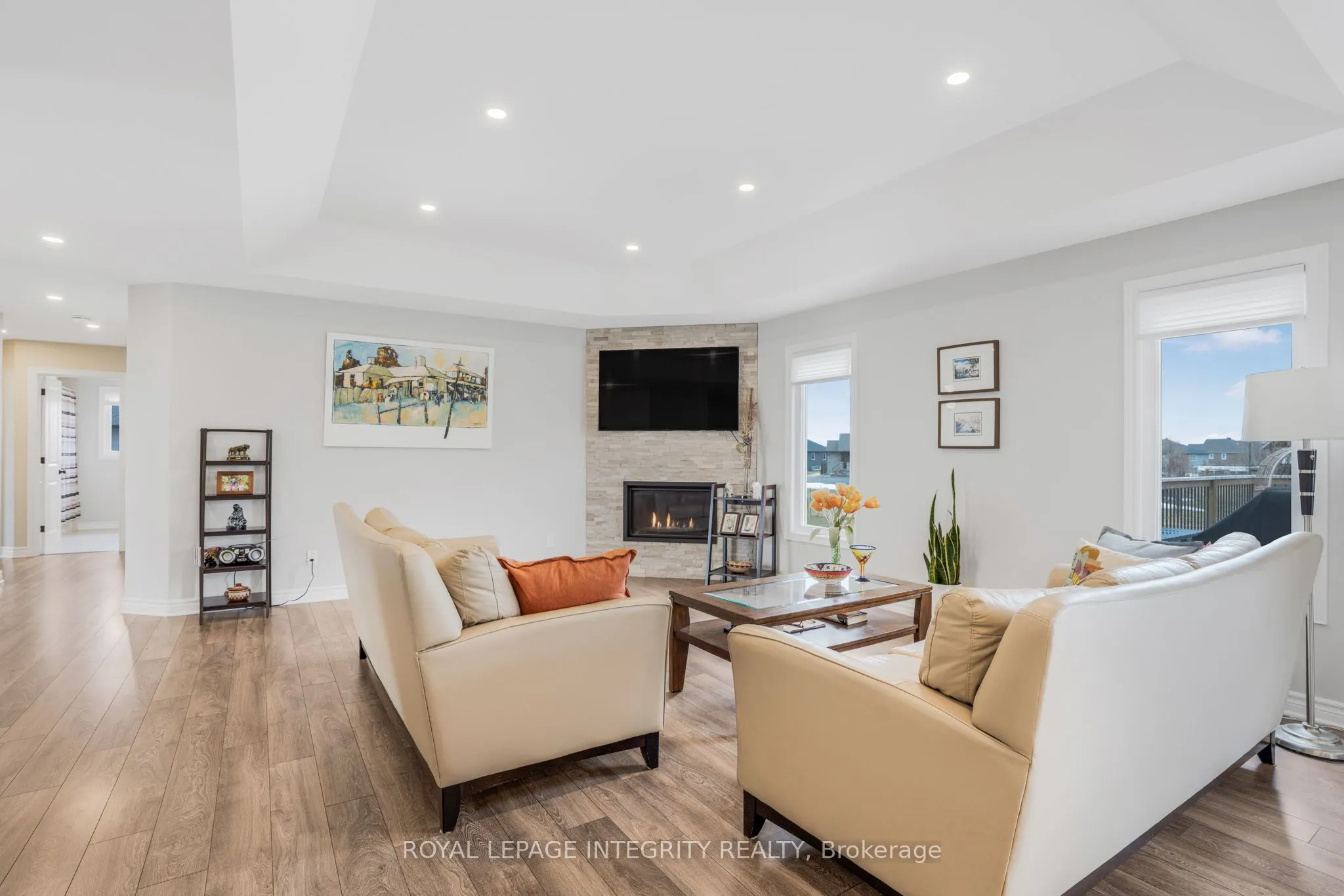 251 Des Violettes Street