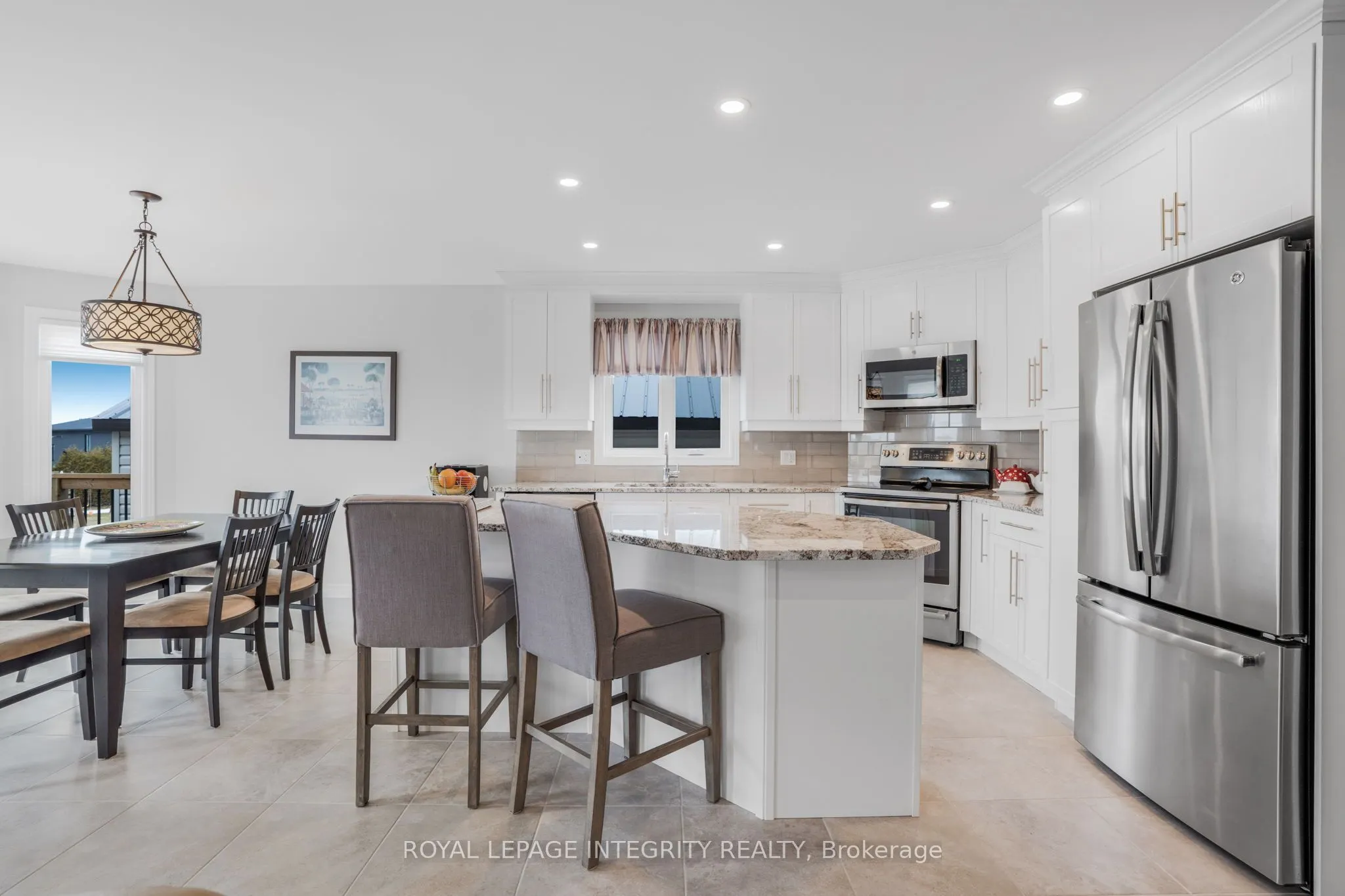 251 Des Violettes Street