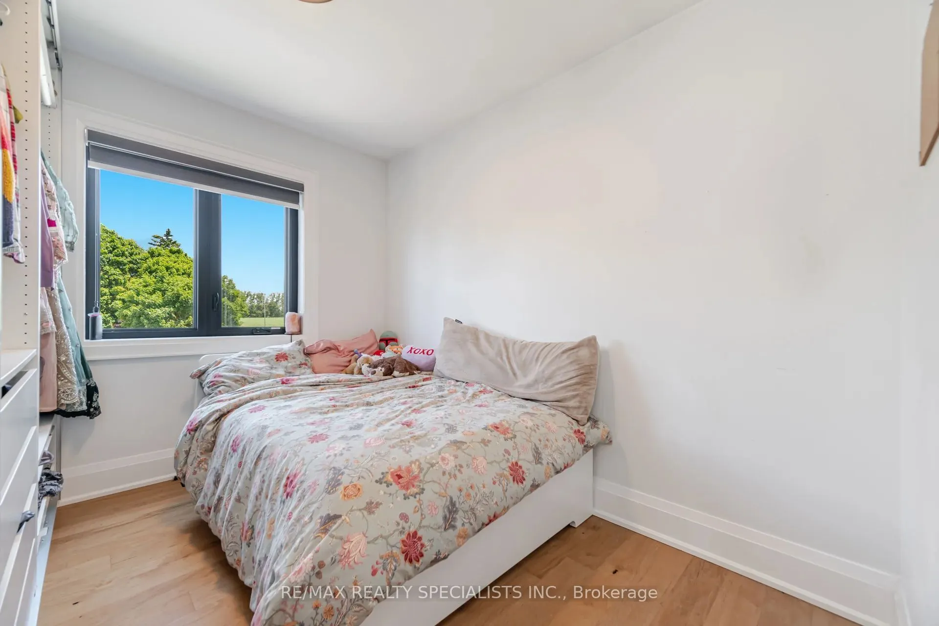 63011 Dufferin Rd 3