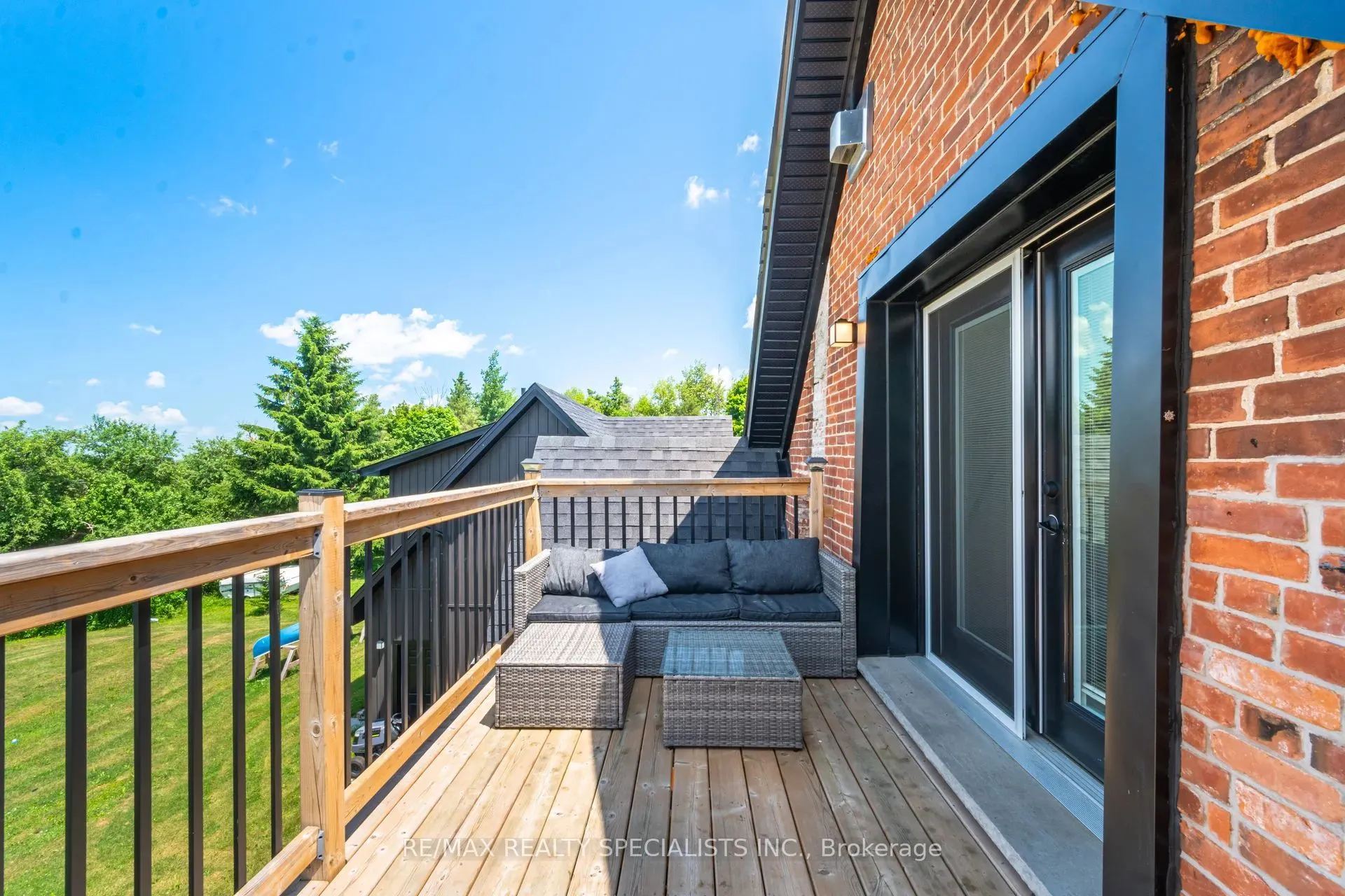 63011 Dufferin Rd 3