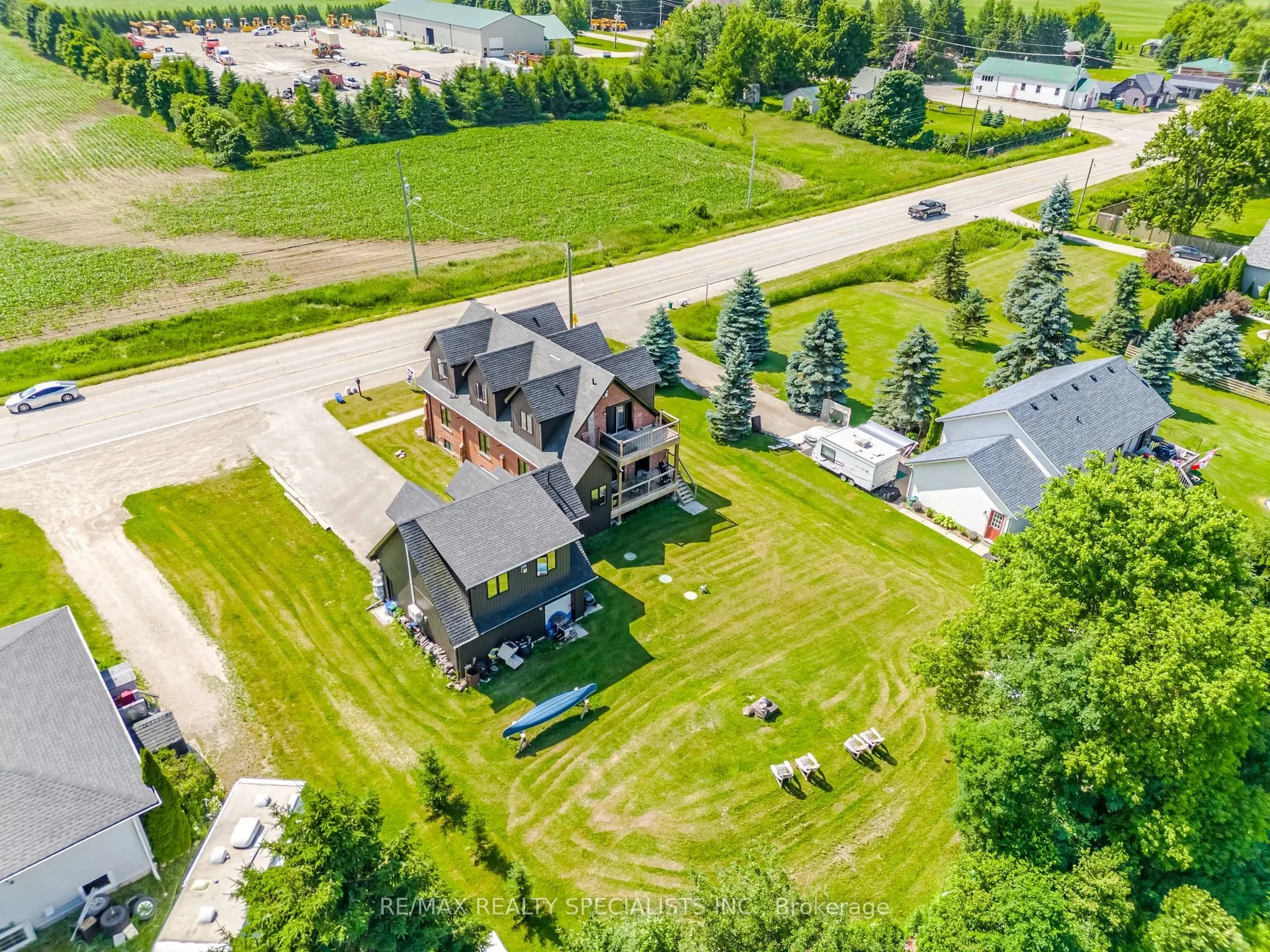 63011 Dufferin Rd 3