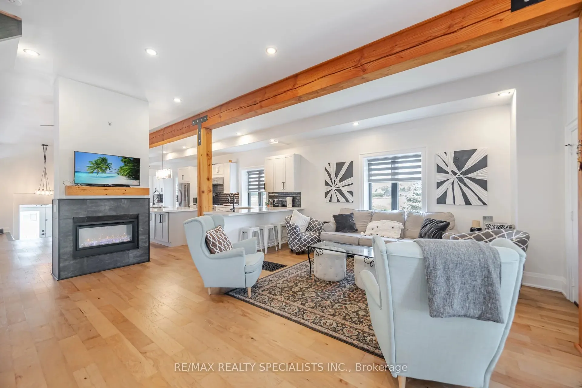 63011 Dufferin Rd 3