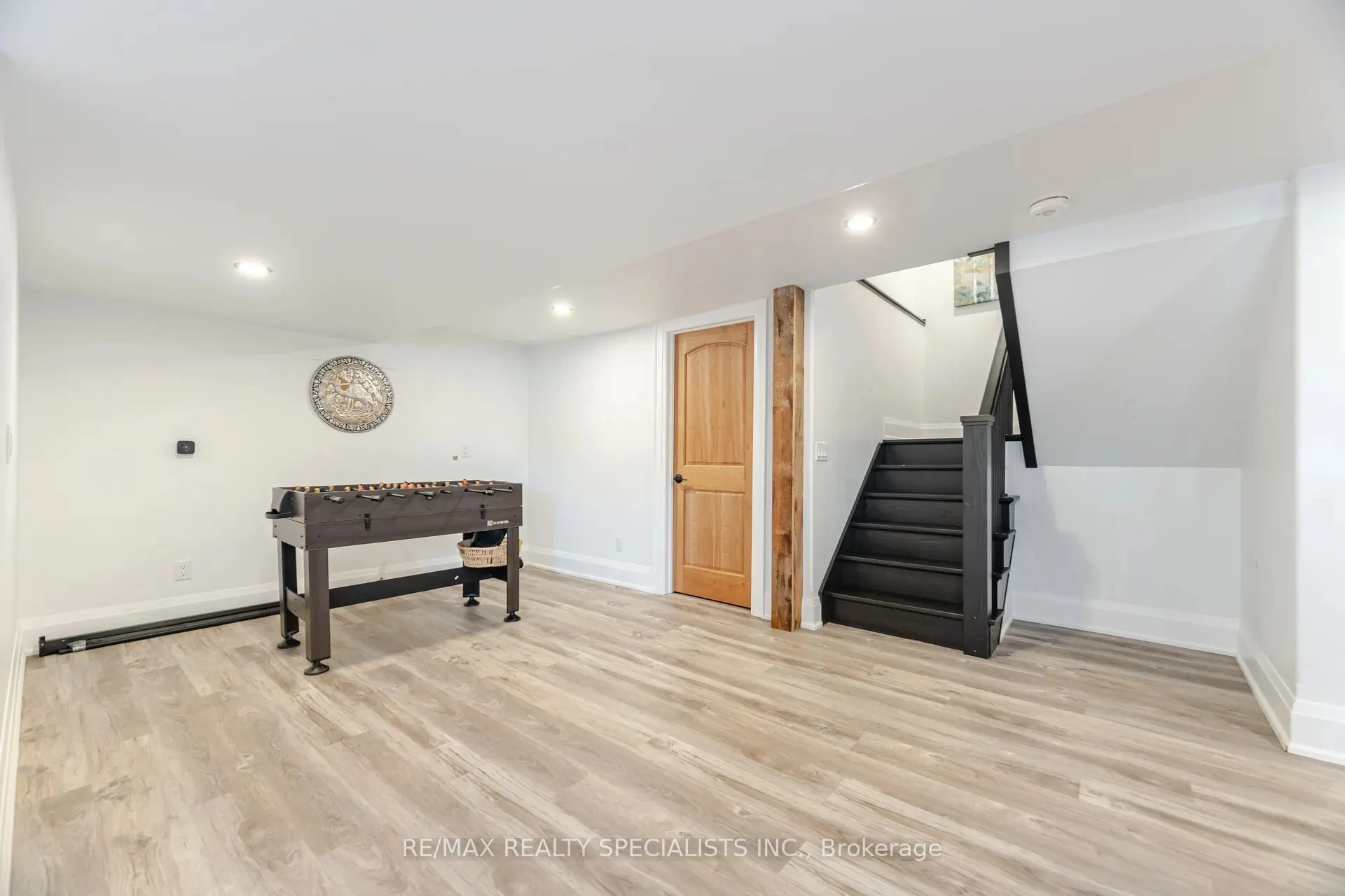 63011 Dufferin Rd 3