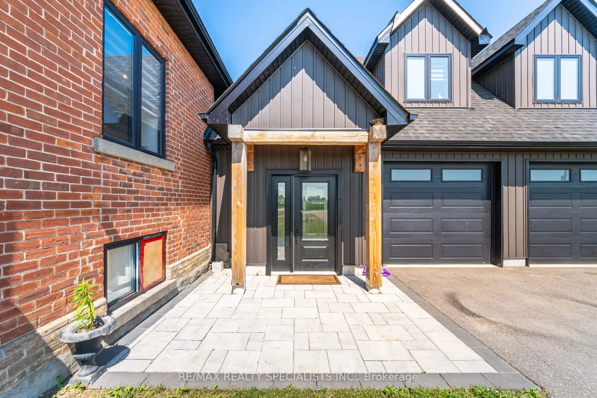 63011 Dufferin Rd 3