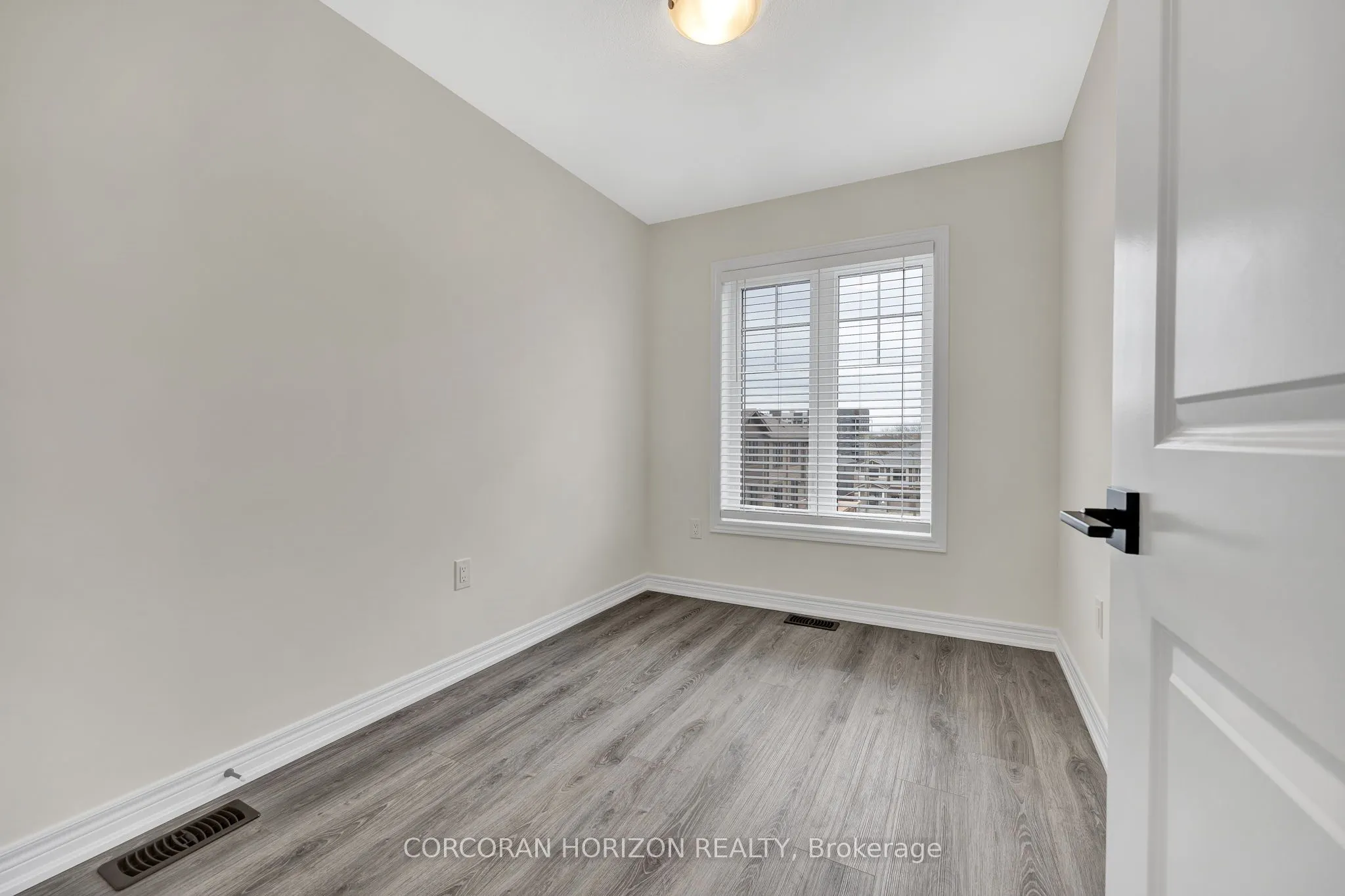 10 Birmingham Drive, #112