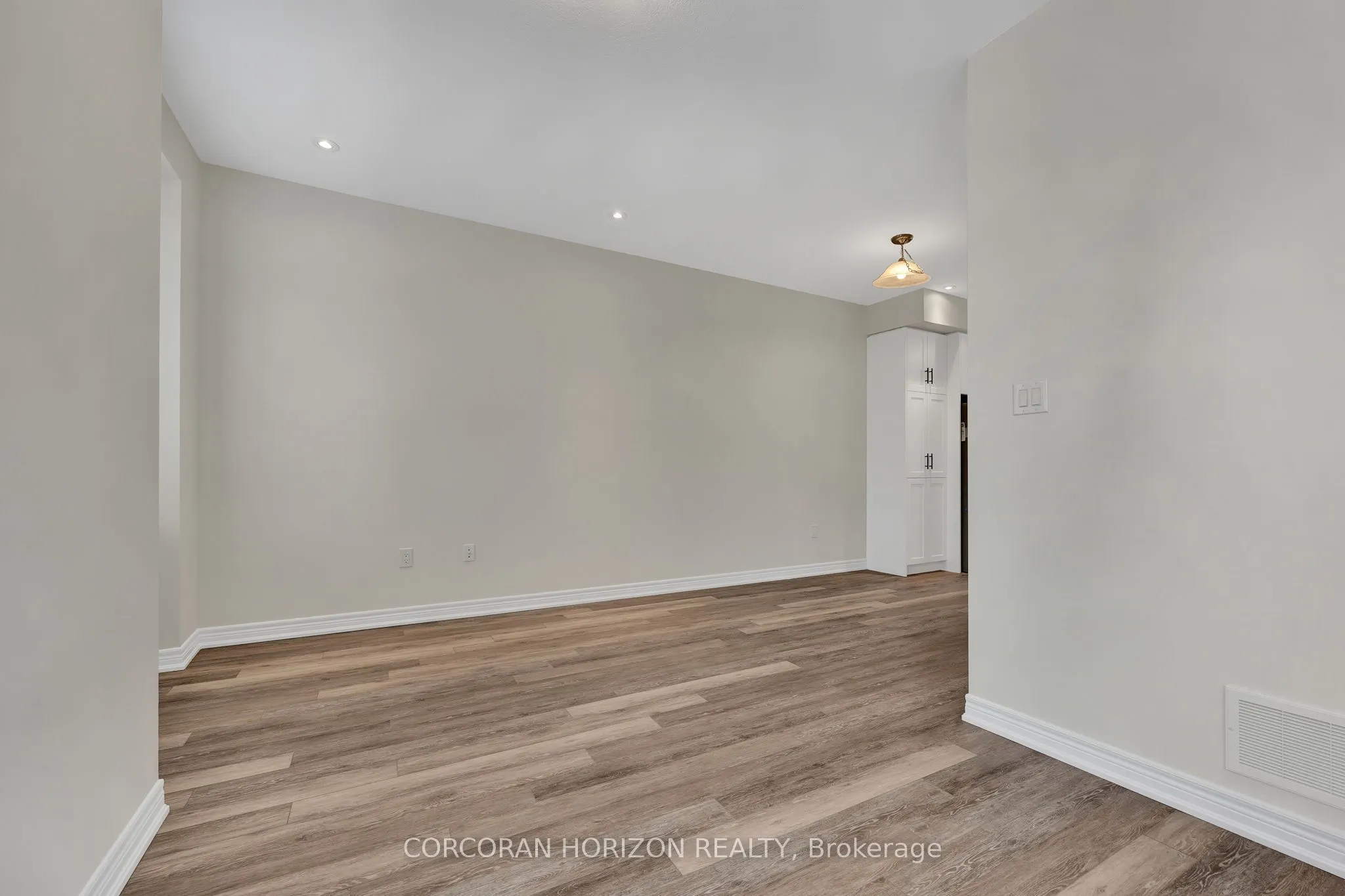 10 Birmingham Drive, #112