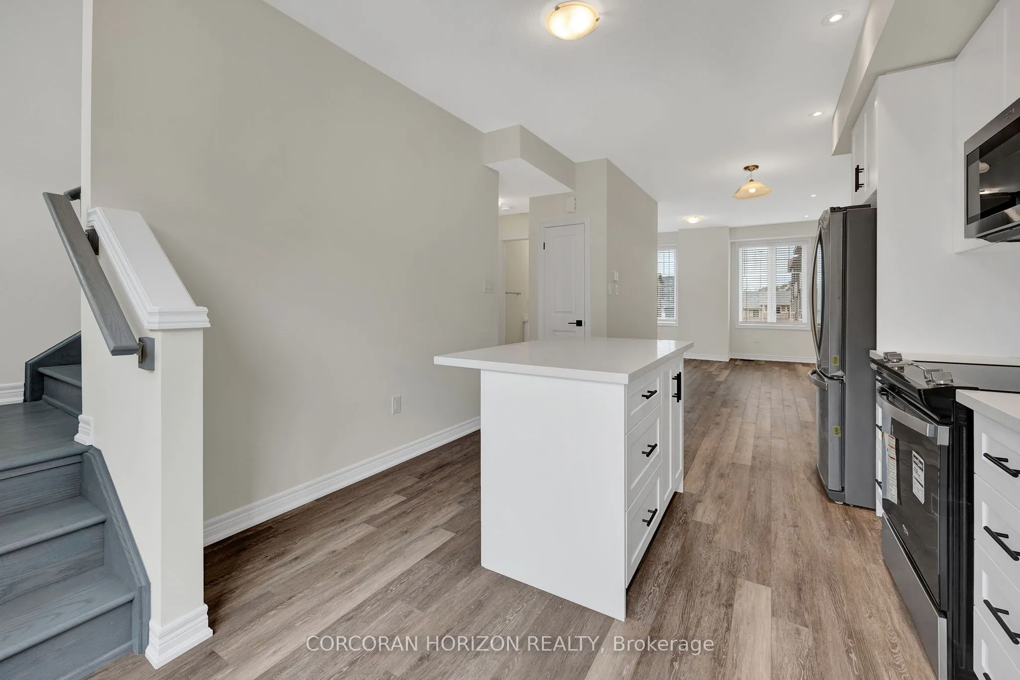 10 Birmingham Drive, #112