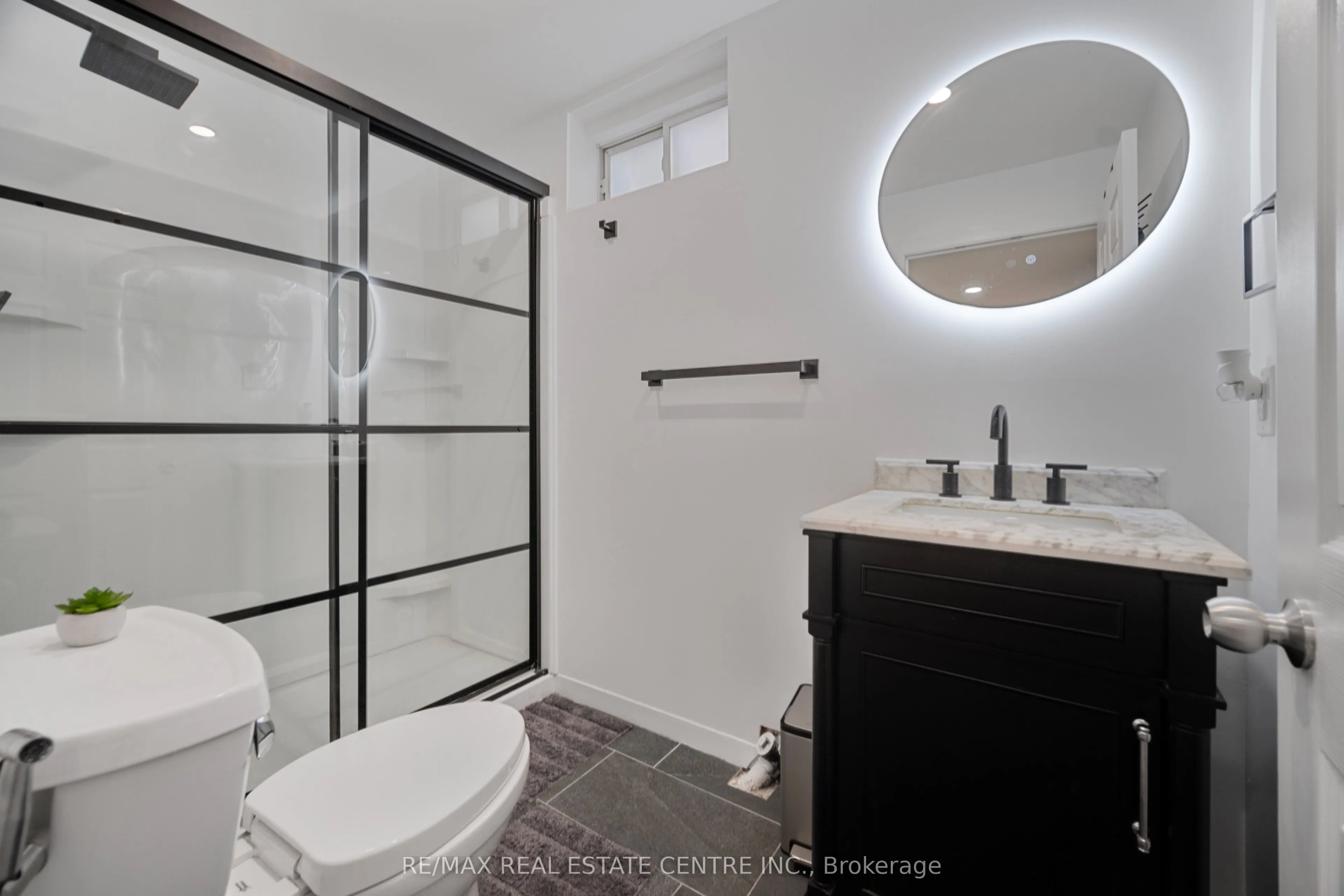 6 Eula White Place