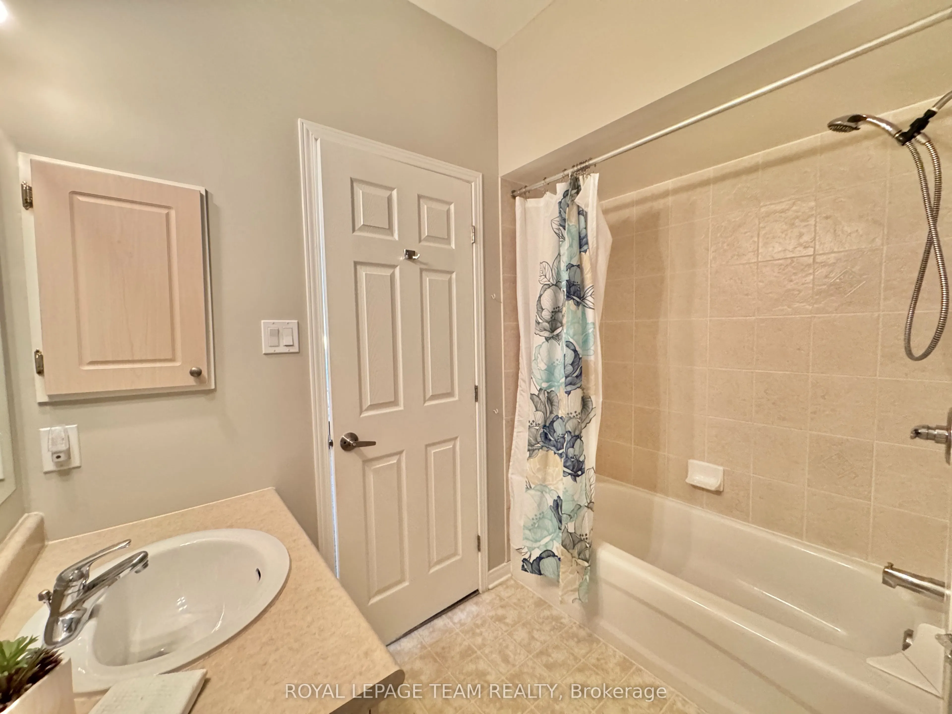 162 Hartsmere Drive