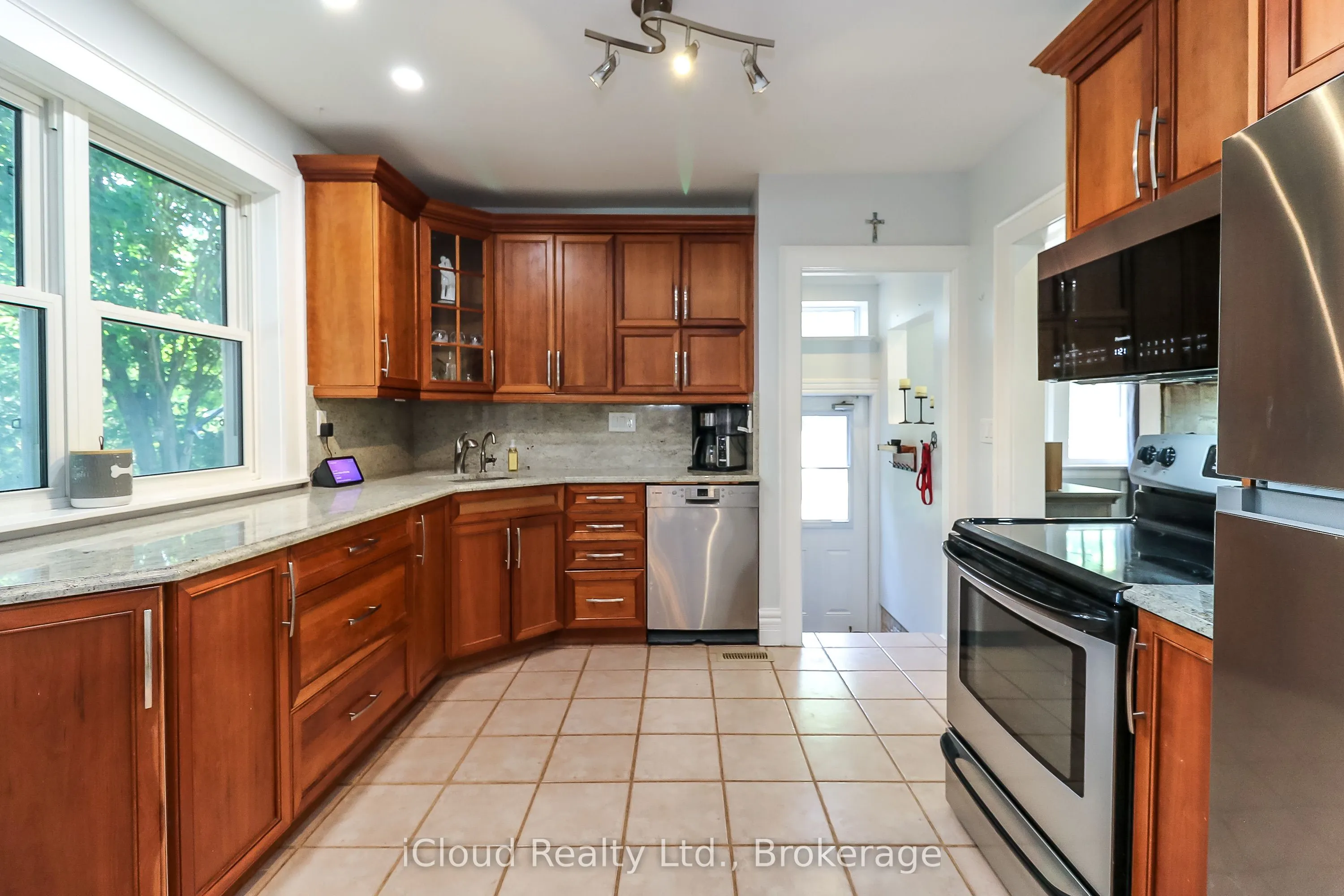 116 Trafalgar Road