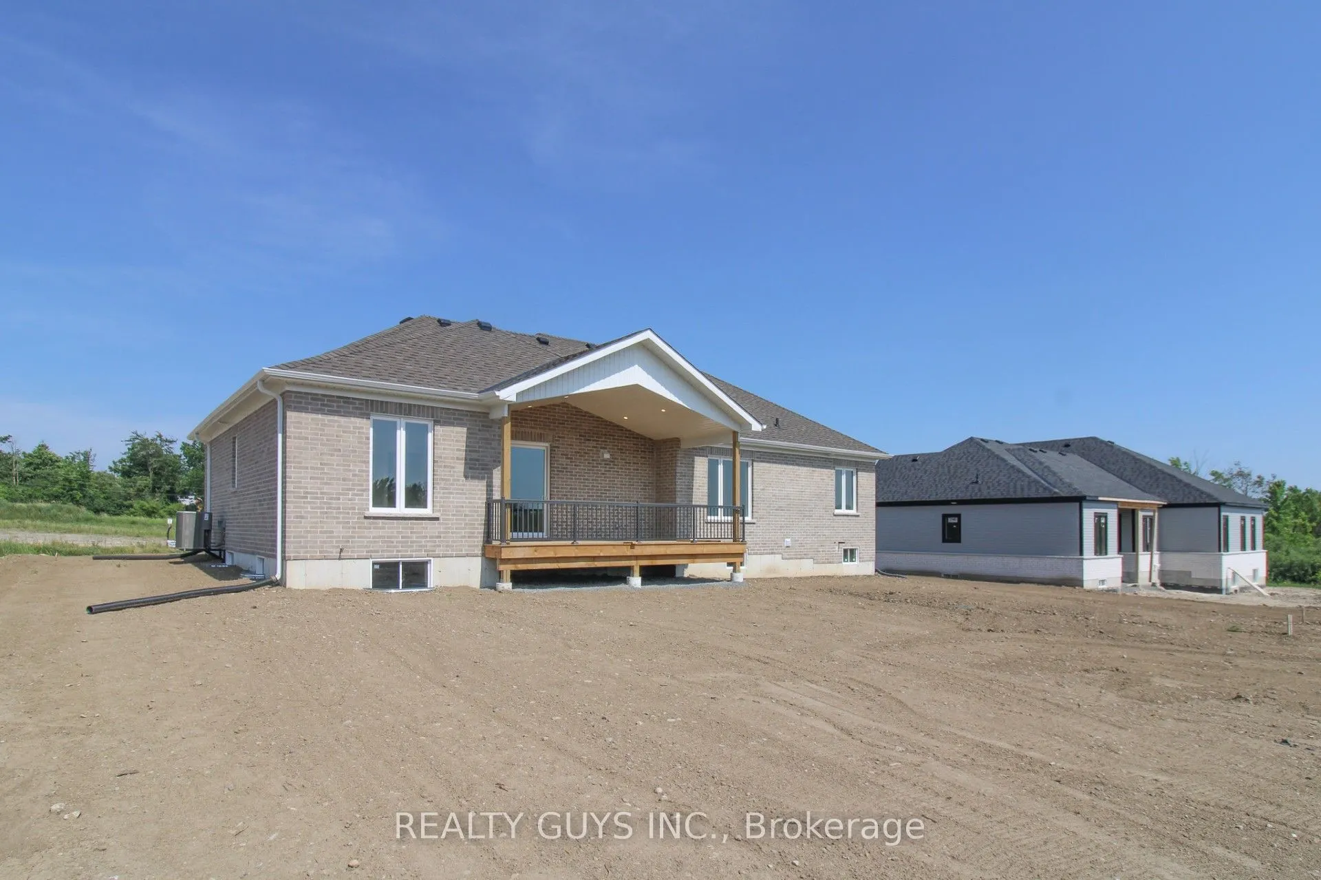 2418 GWENDOLYN Court