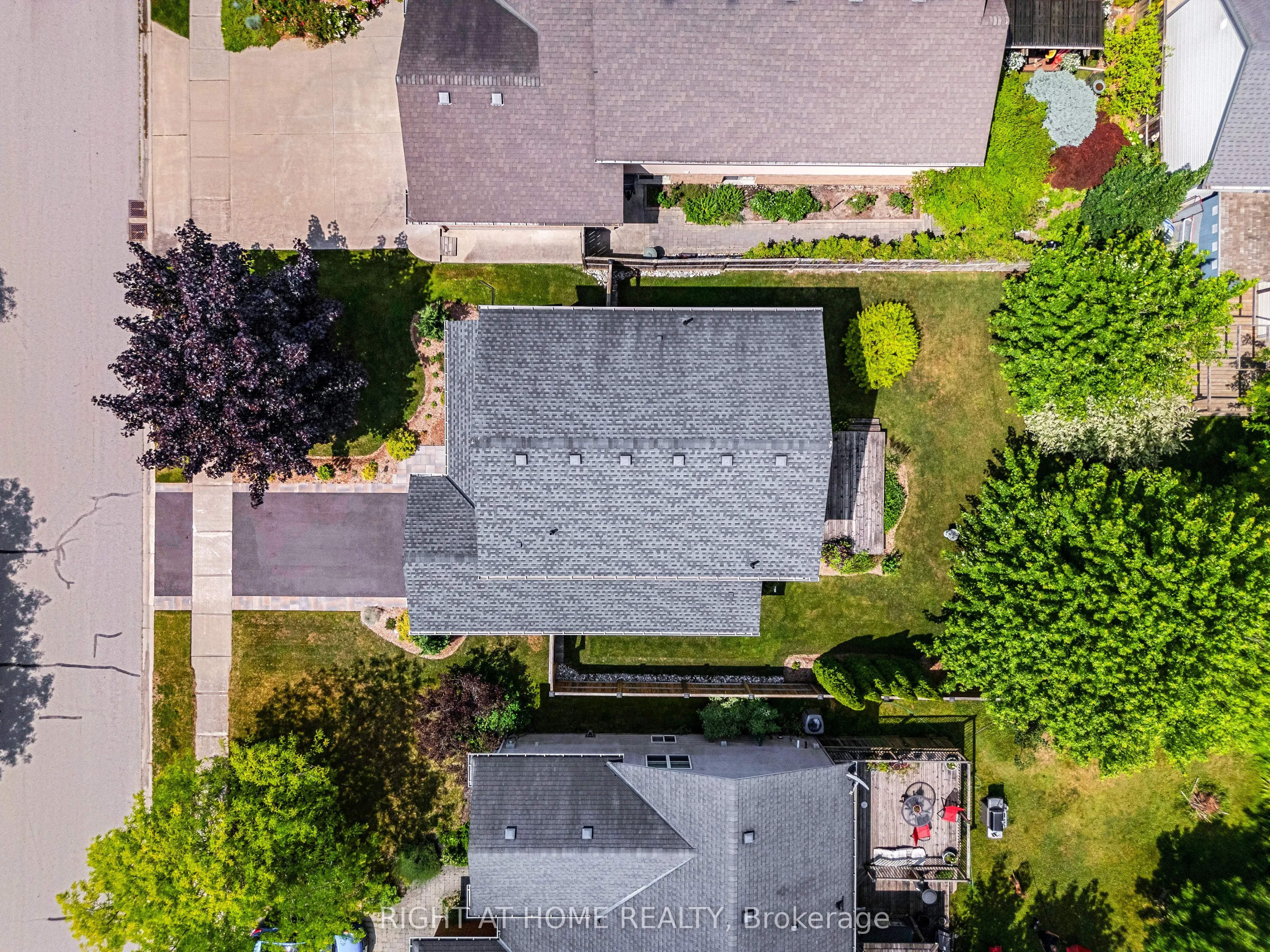 11 Hope Avenue