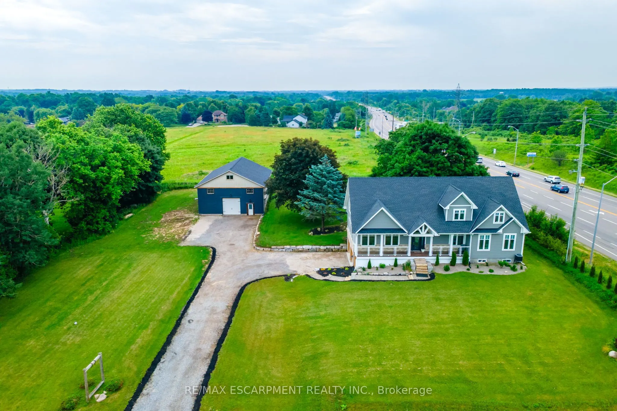 4 Concession 11 Road E