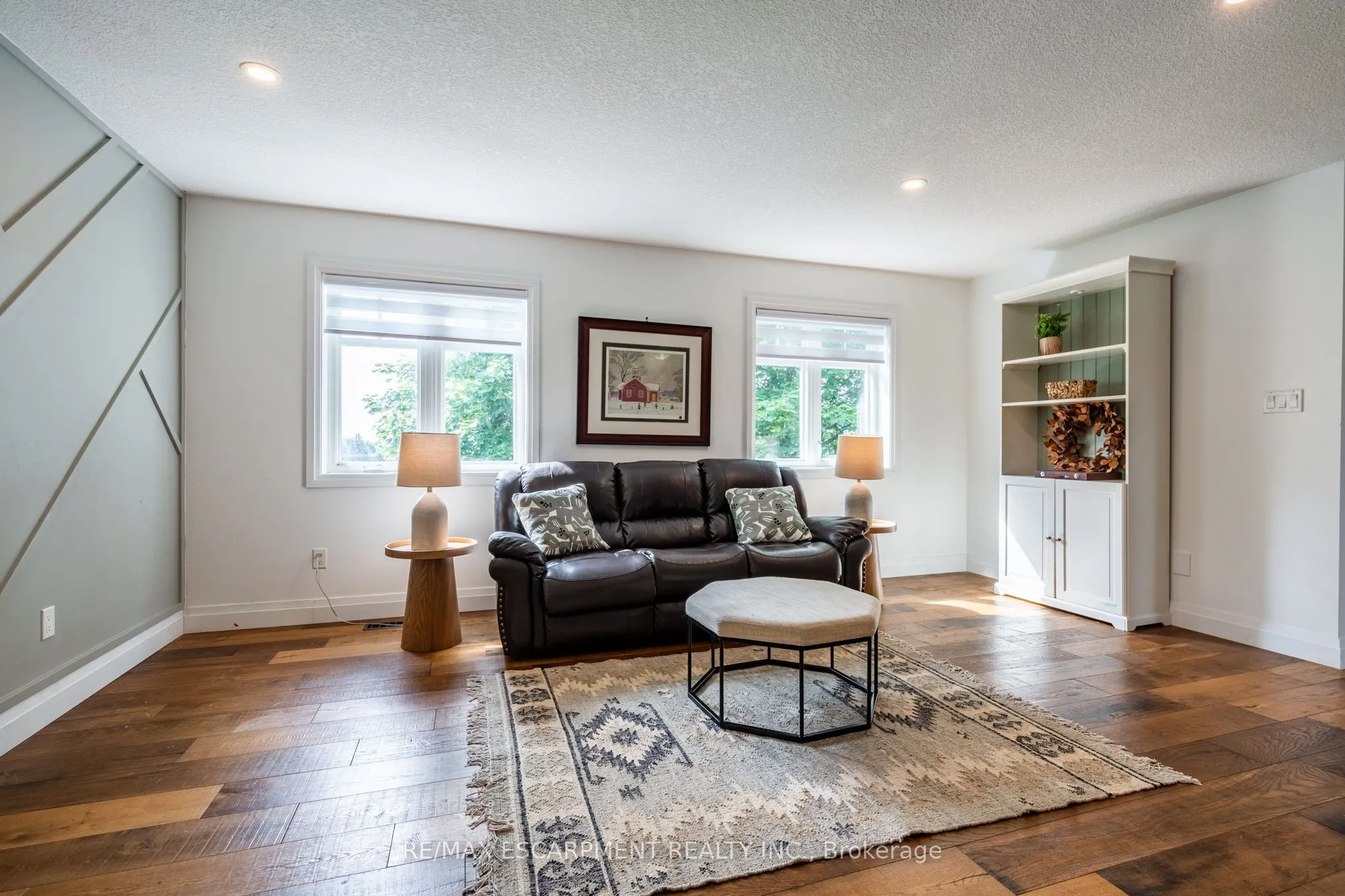4 Concession 11 Road E