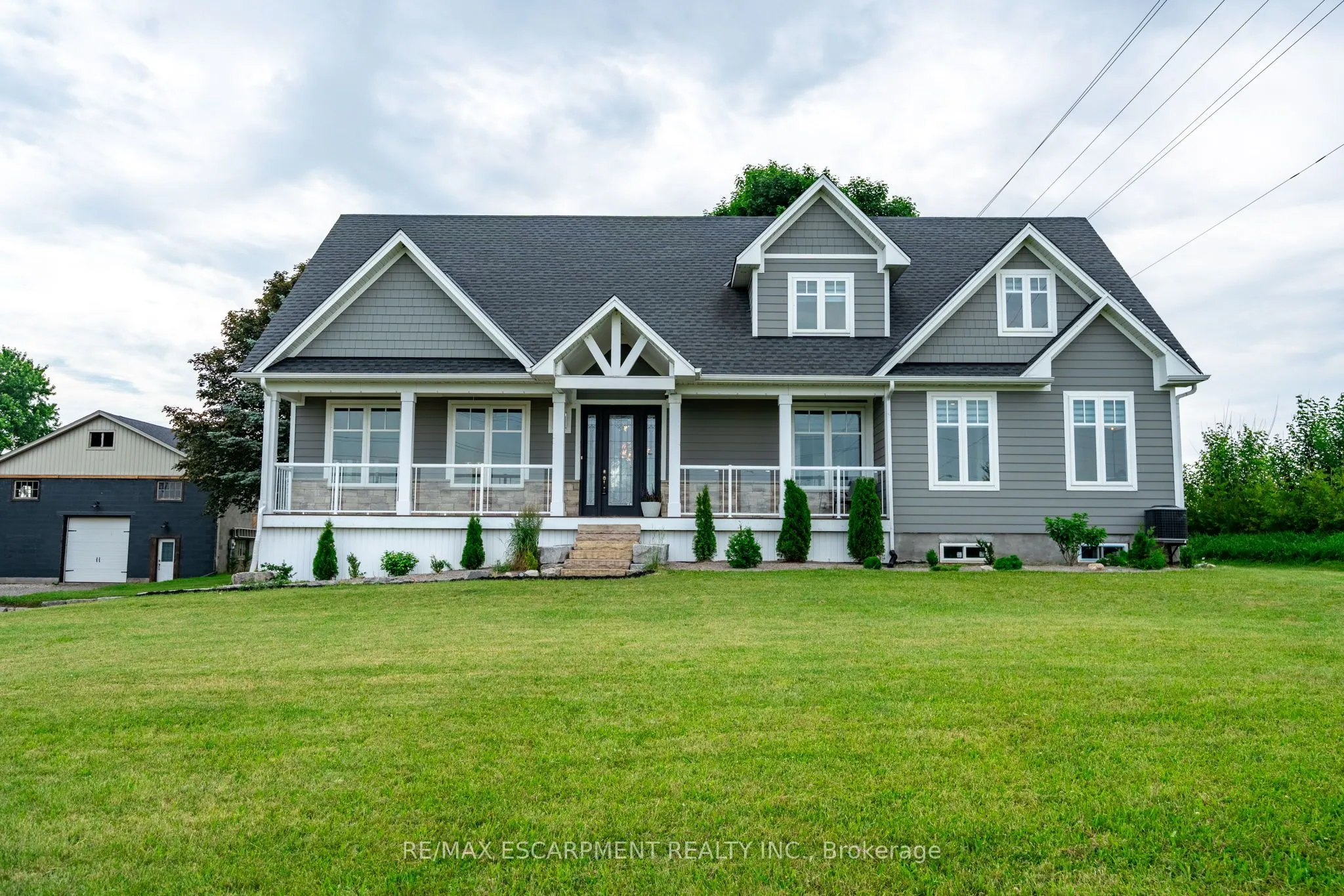 4 Concession 11 Road E