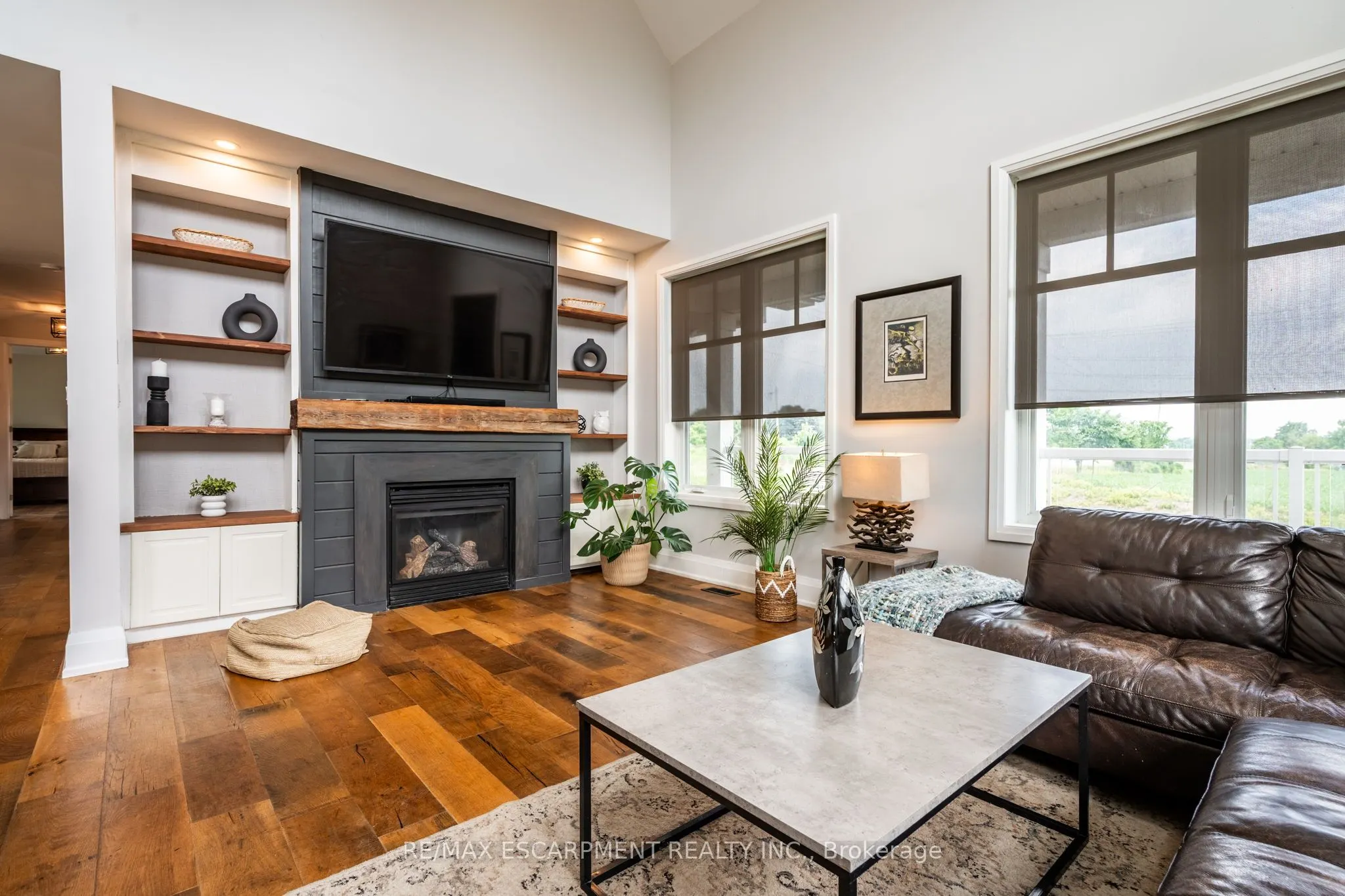 4 Concession 11 Road E