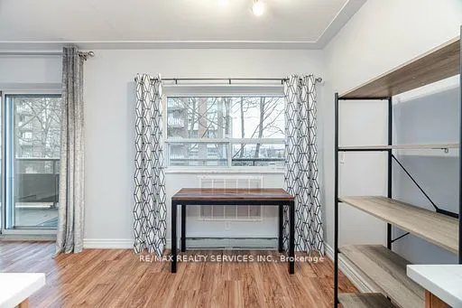 11 Woodman Drive S, #203