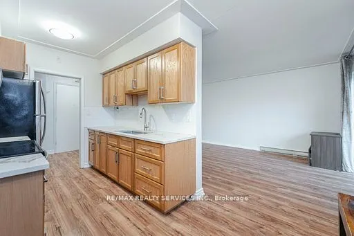 11 Woodman Drive S, #203