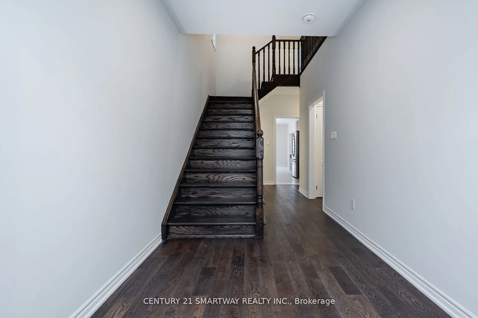 26 Huntsworth Avenue