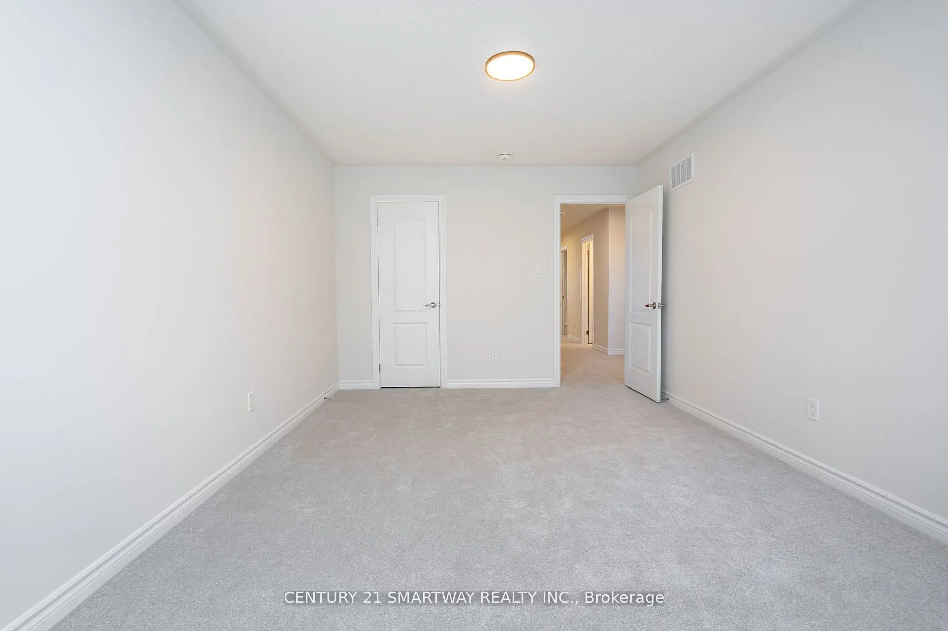 26 Huntsworth Avenue