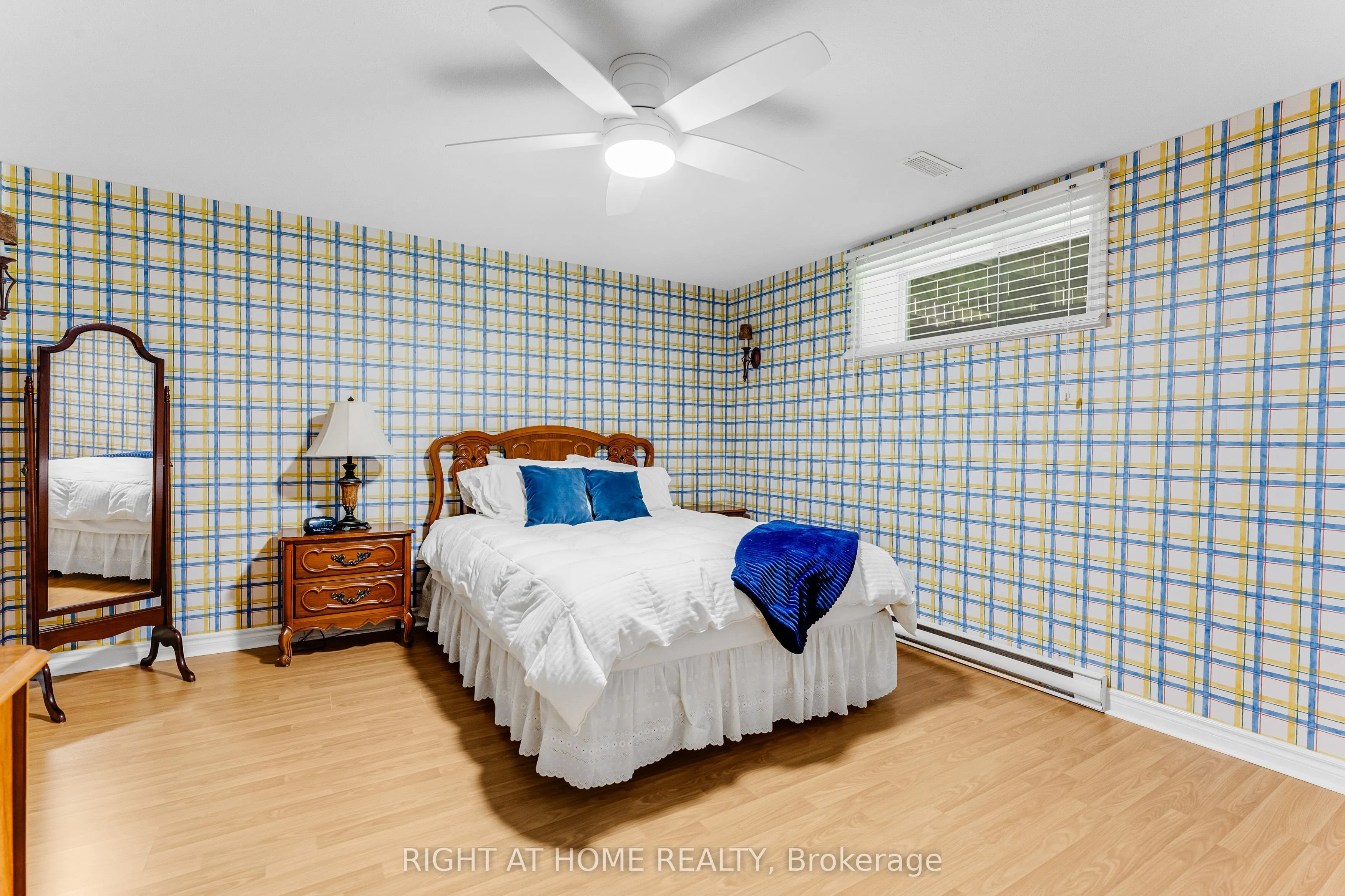 1448 Niagara Stone Road, #3