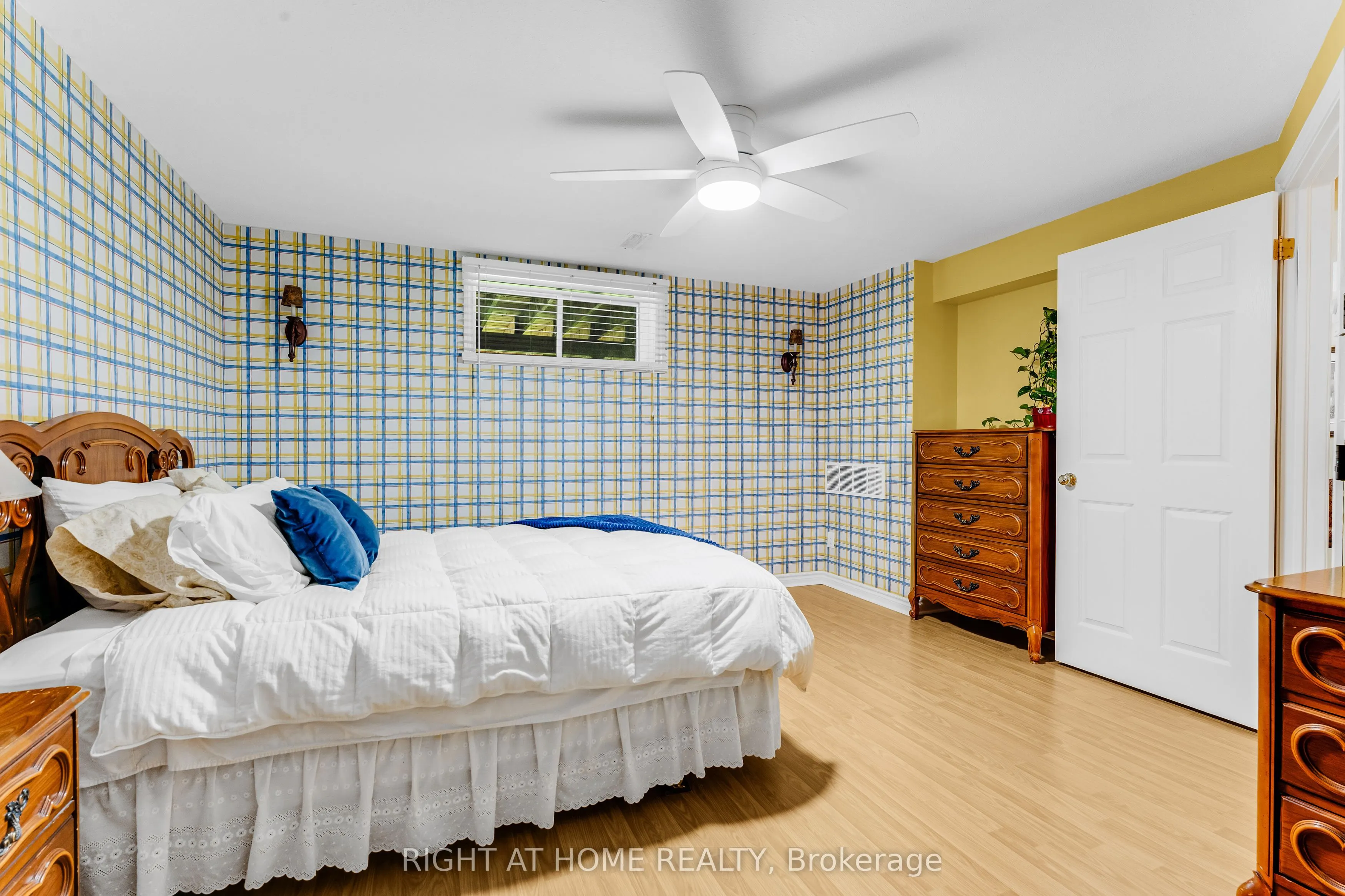 1448 Niagara Stone Road, #3
