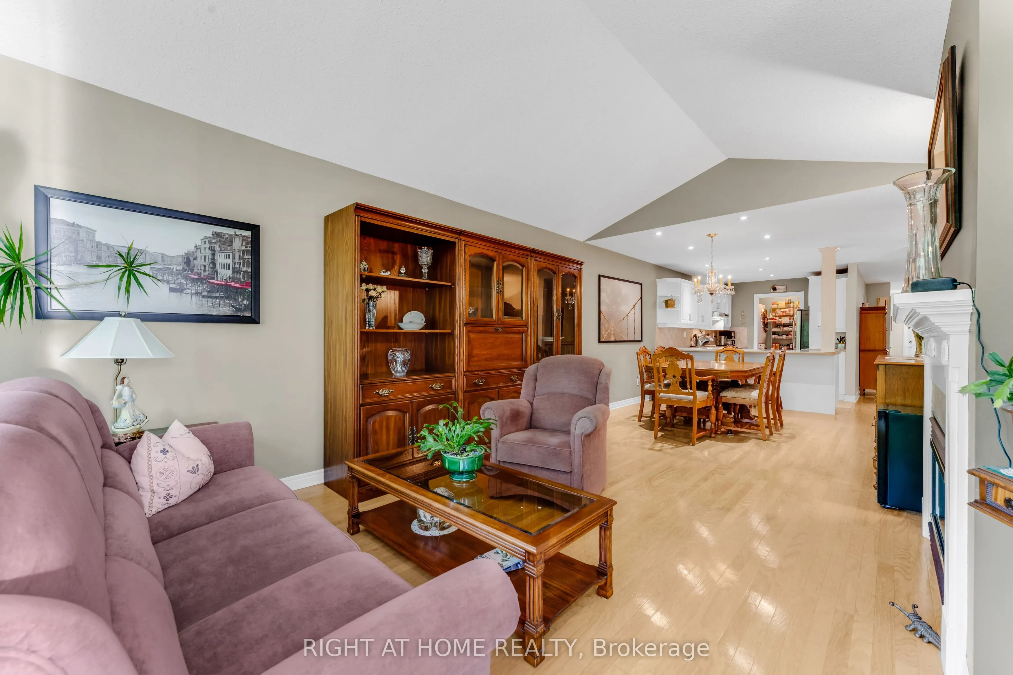 1448 Niagara Stone Road, #3