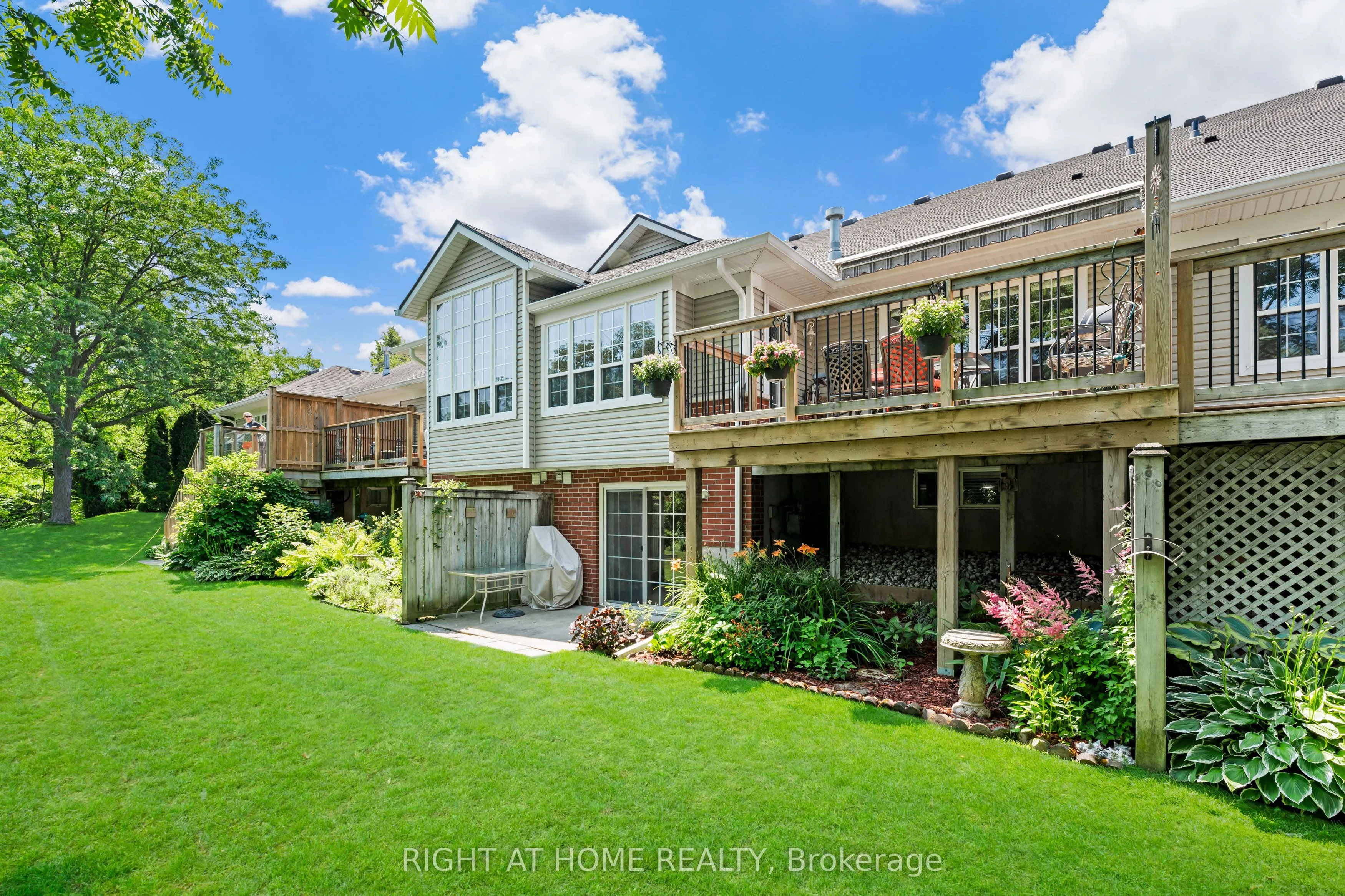 1448 Niagara Stone Road, #3