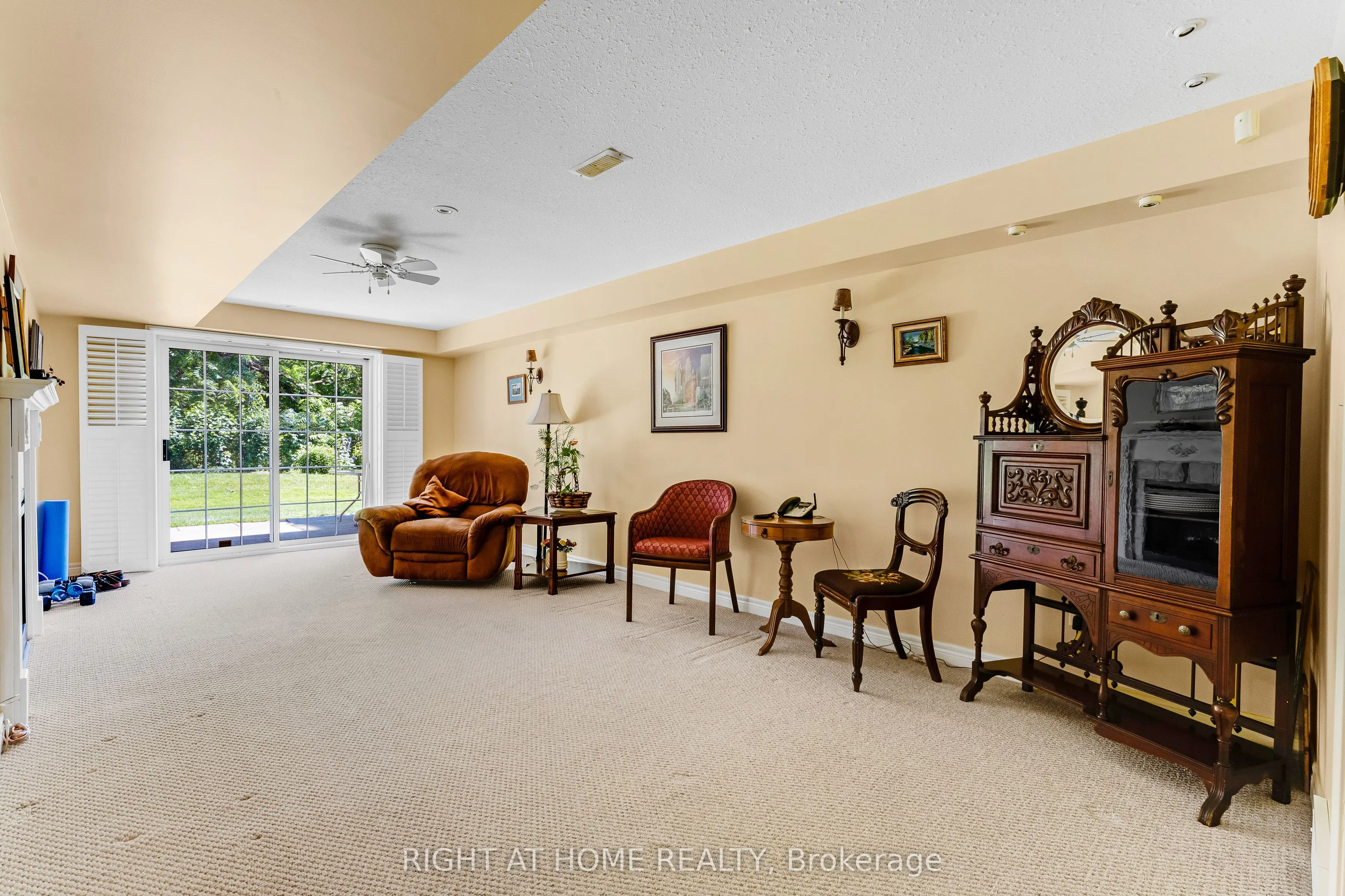 1448 Niagara Stone Road, #3