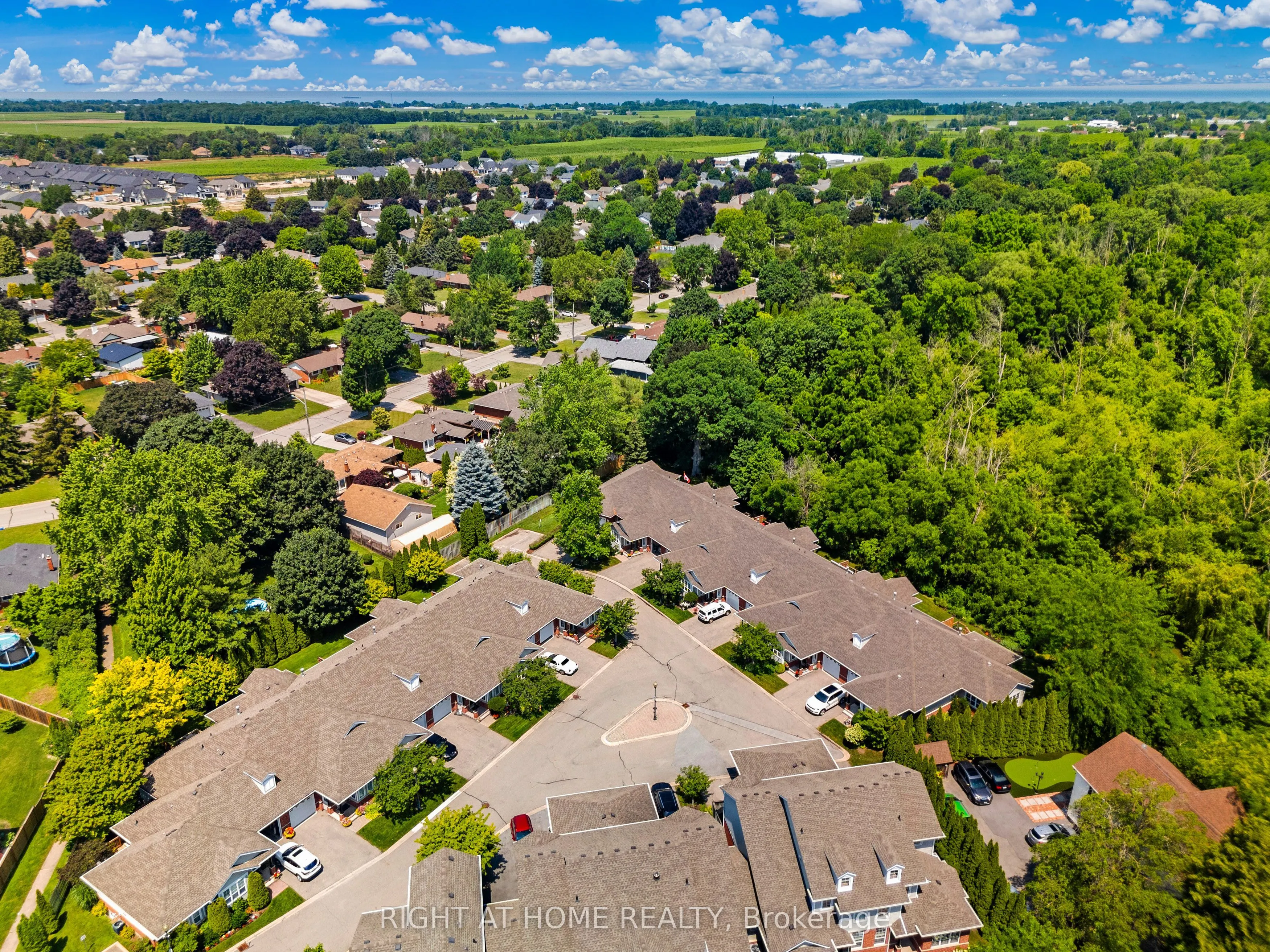 1448 Niagara Stone Road, #3