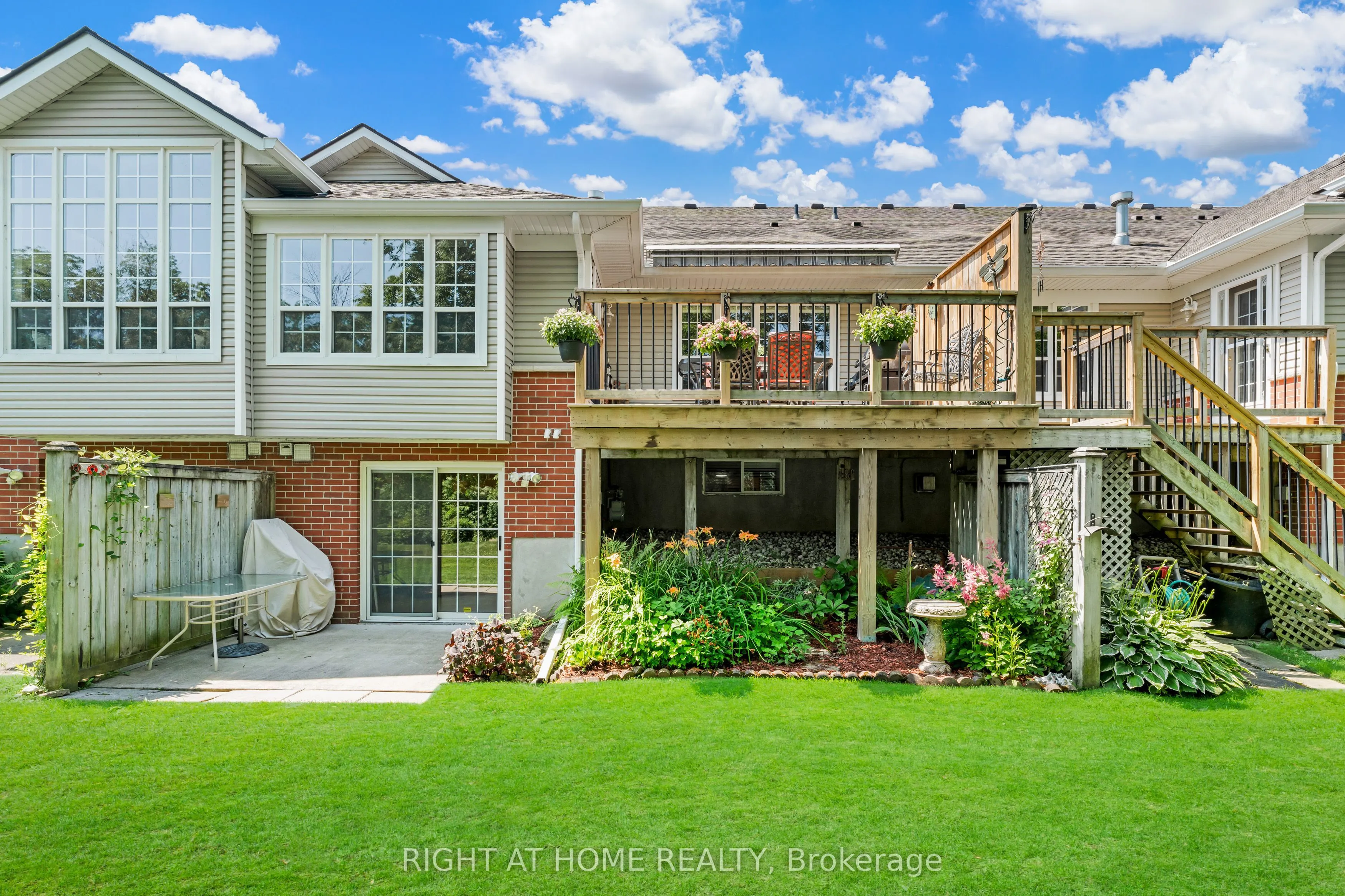 1448 Niagara Stone Road, #3