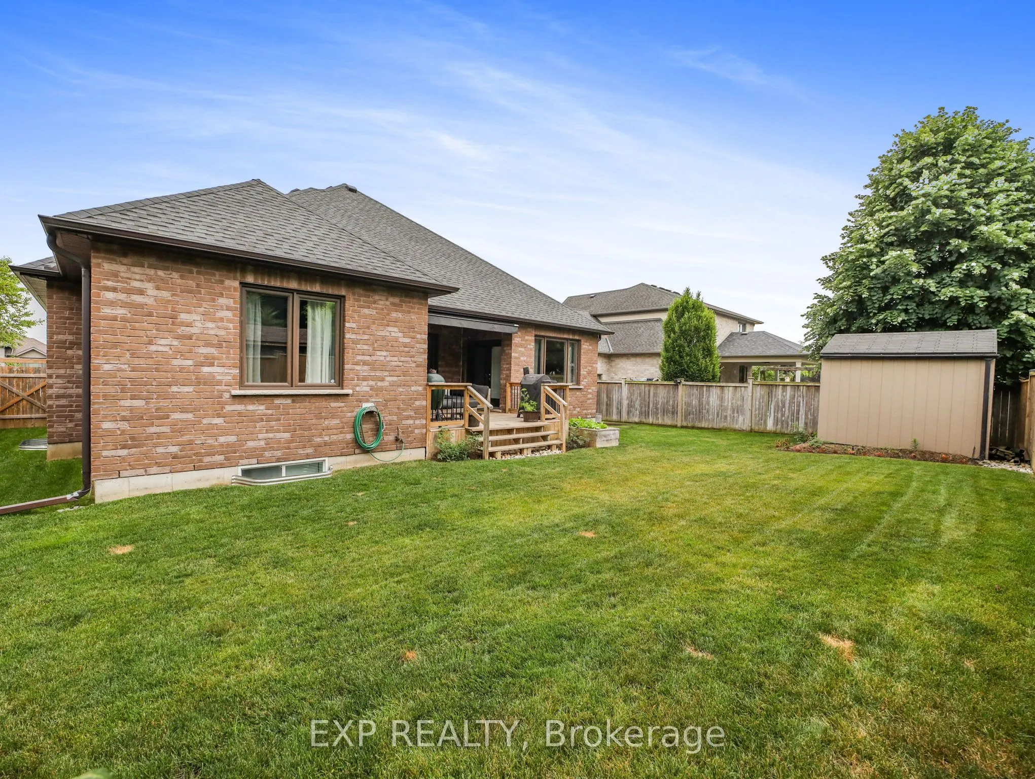 14 Ross Avenue N