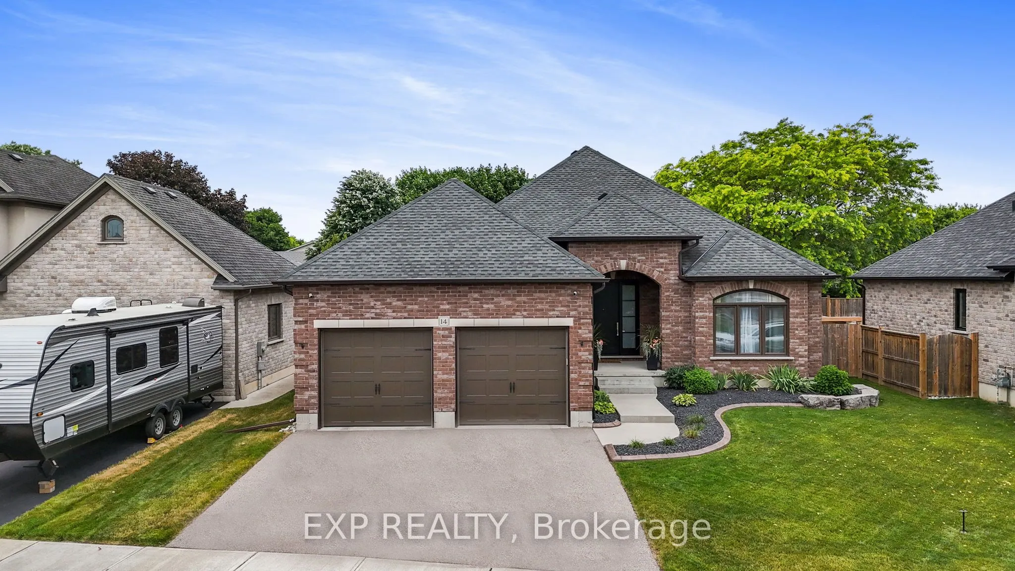 14 Ross Avenue N