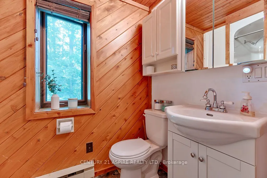551 Whispering Pines Crescent