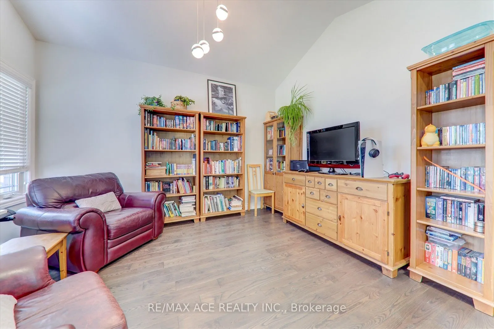 49 Covington Crescent
