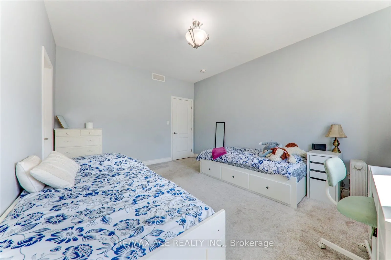 49 Covington Crescent