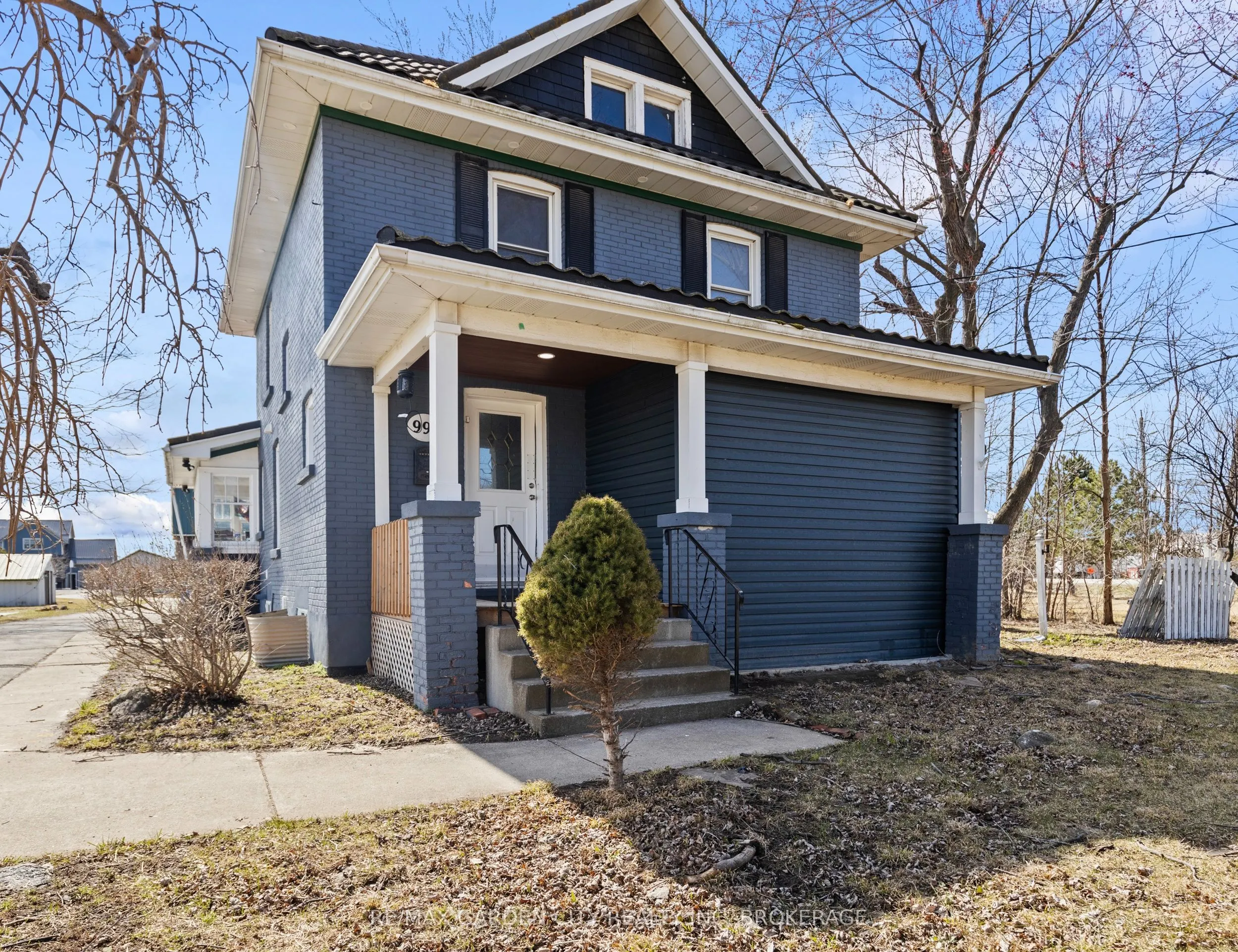997 Niagara Stone Road