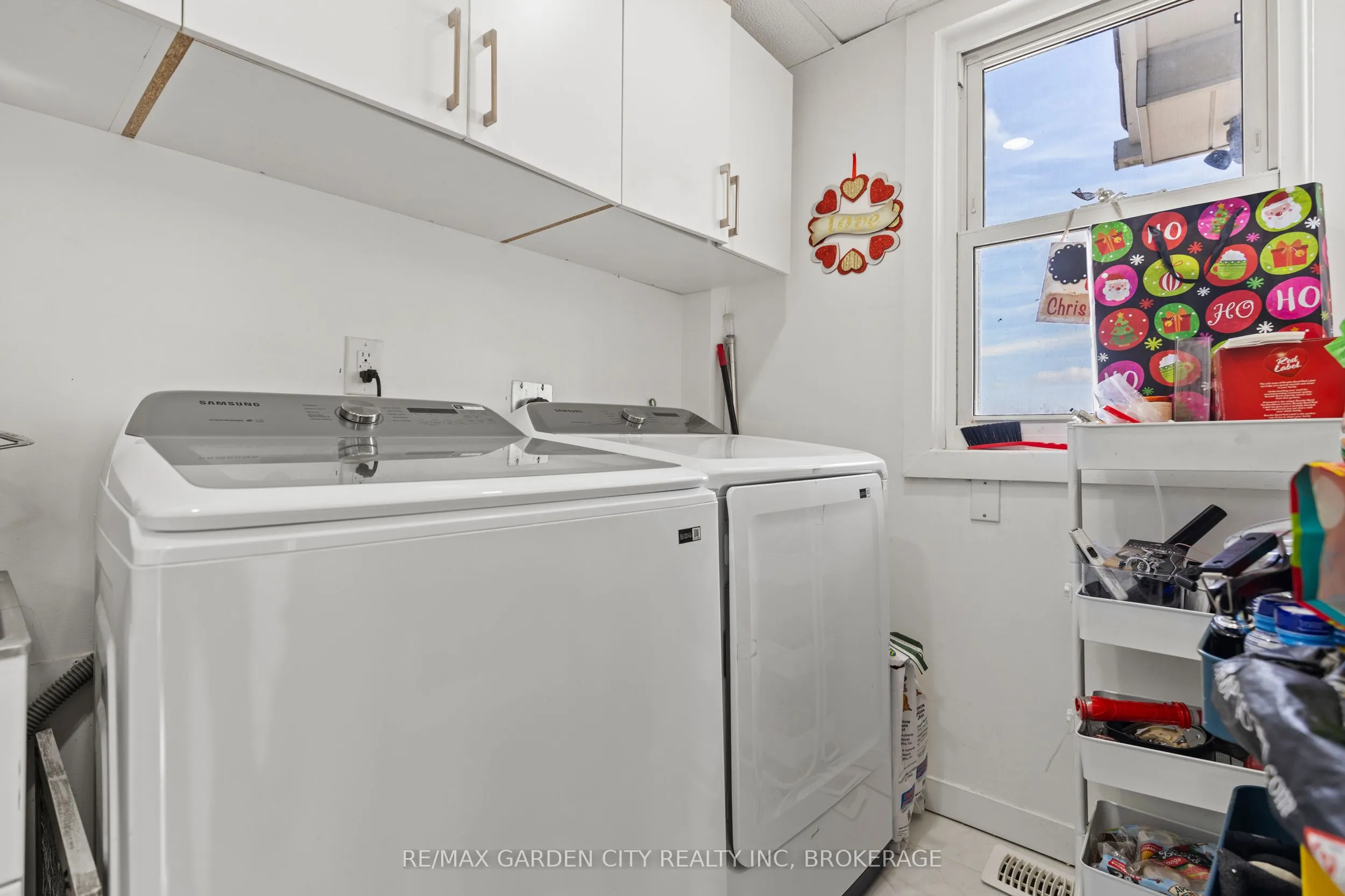 997 Niagara Stone Road