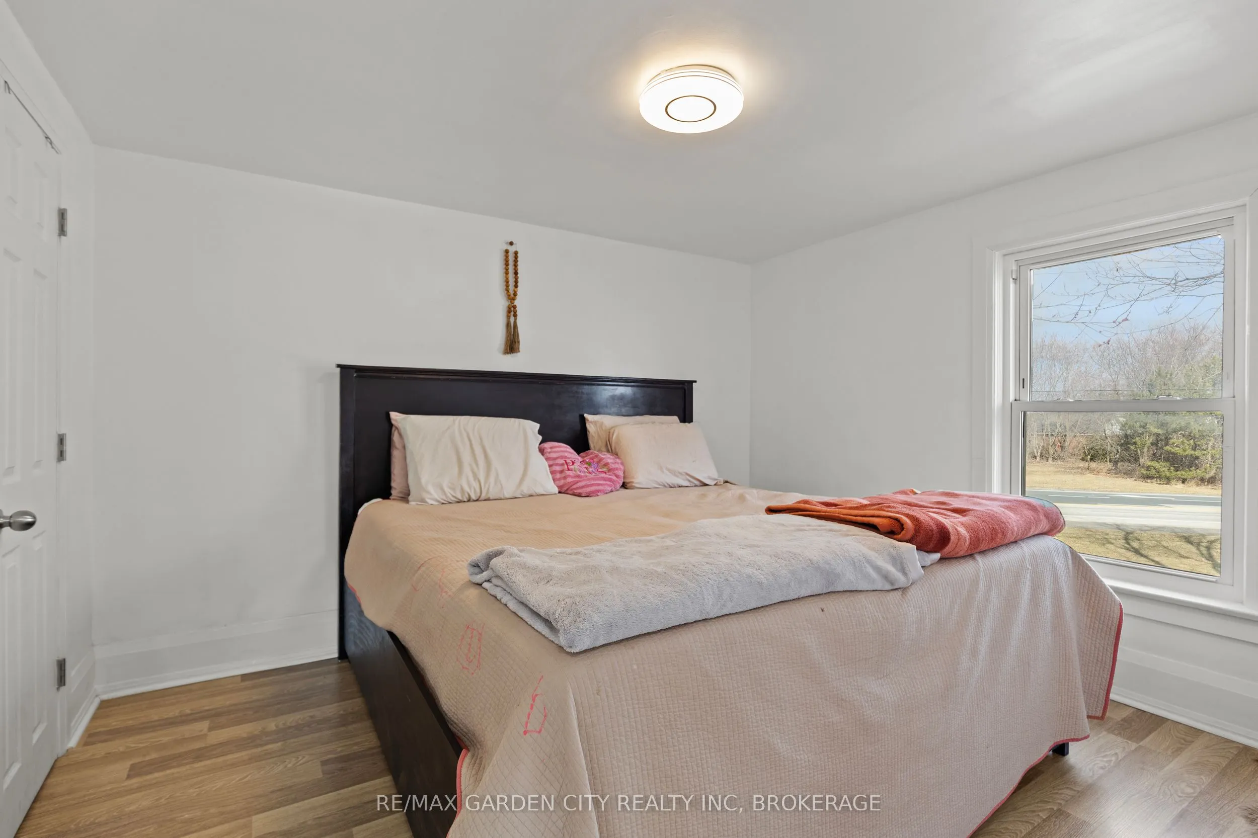 997 Niagara Stone Road