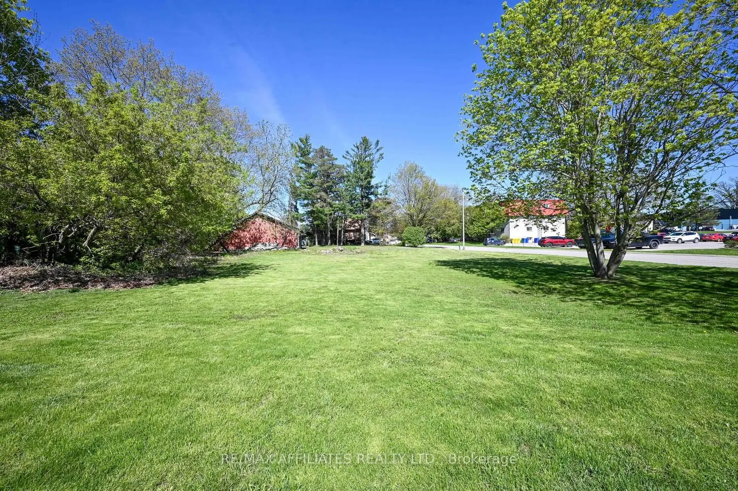 00 GEORGE Avenue