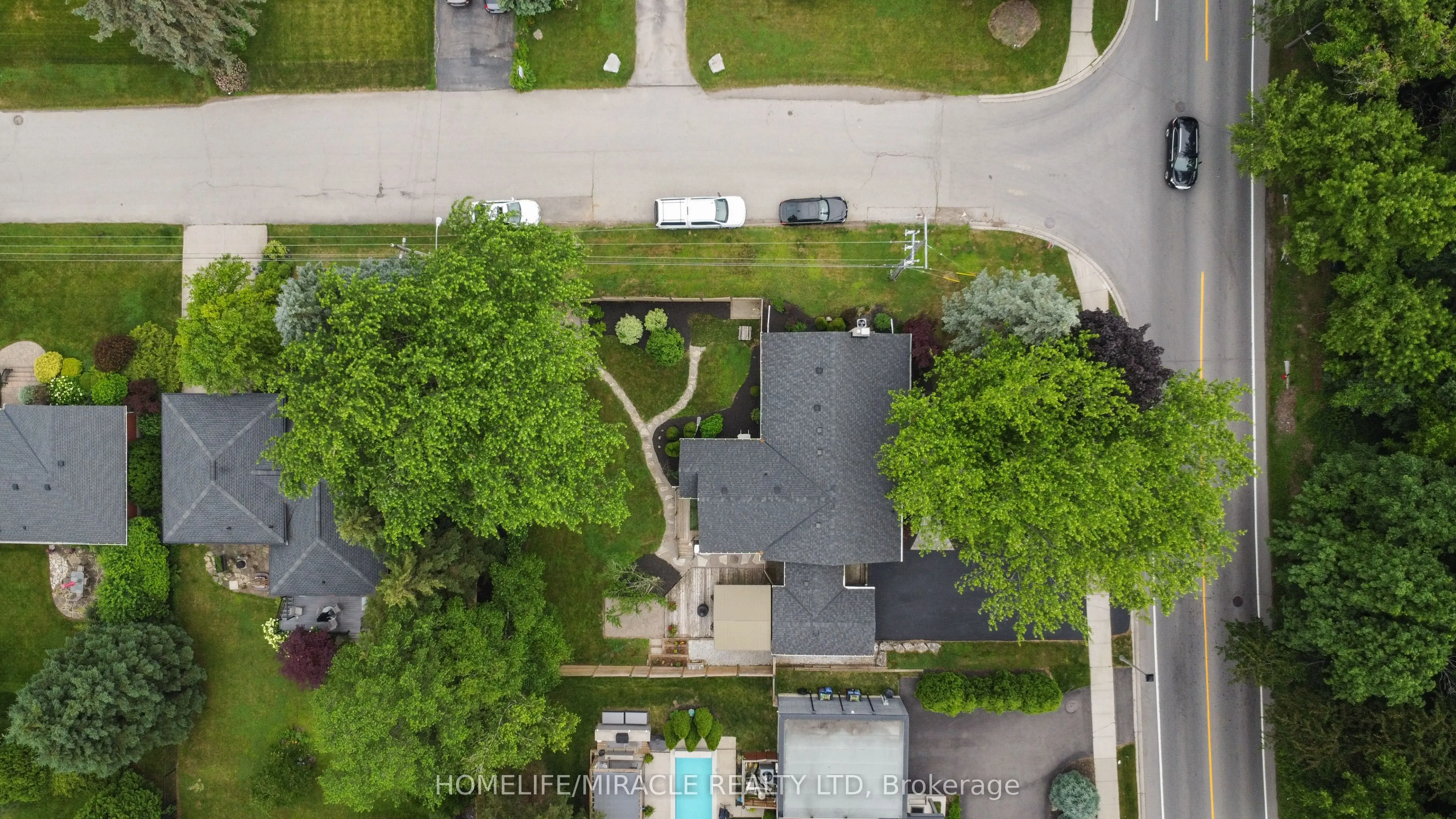 136 Mohawk Road